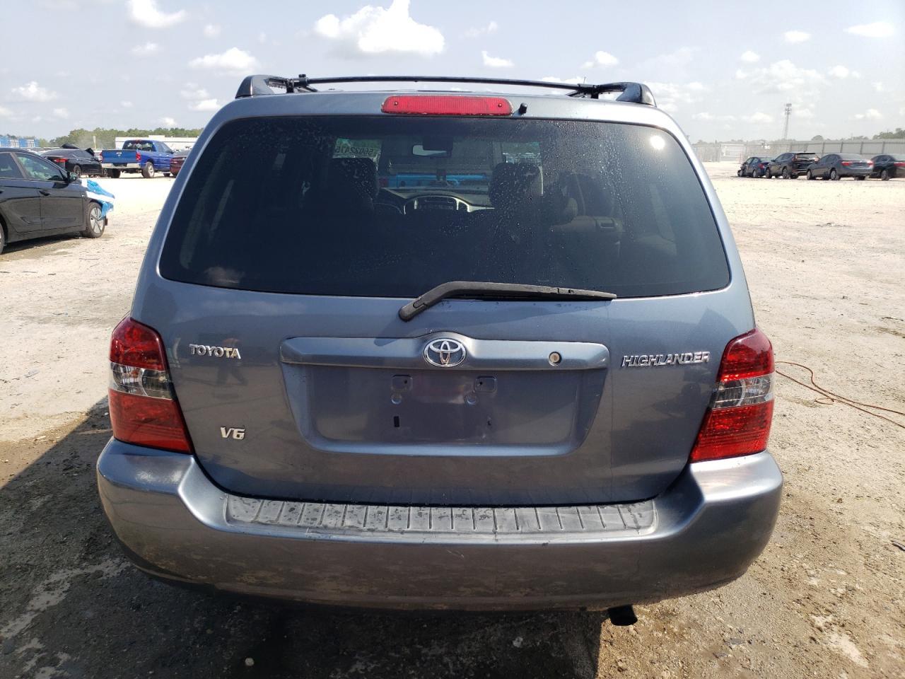 2005 Toyota Highlander Limited - Image 6