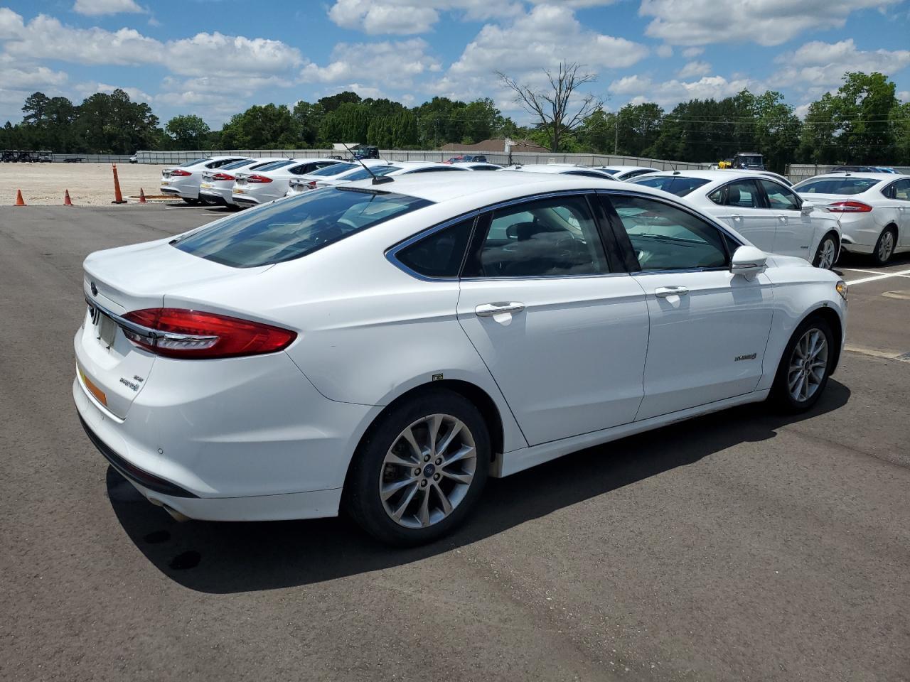 2017 Ford Fusion Se Hybrid - Image 3