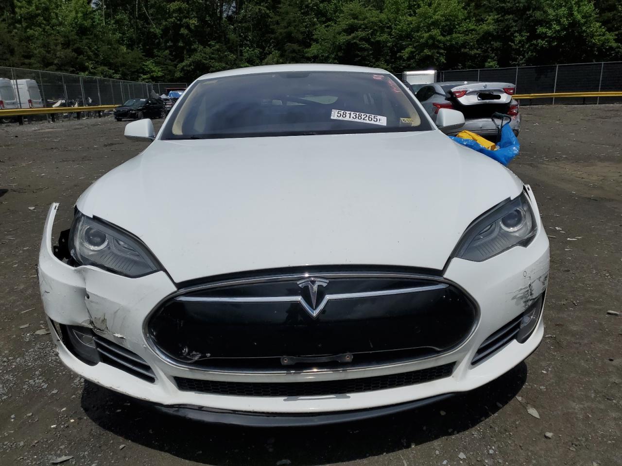 2014 Tesla Model S - Image 5