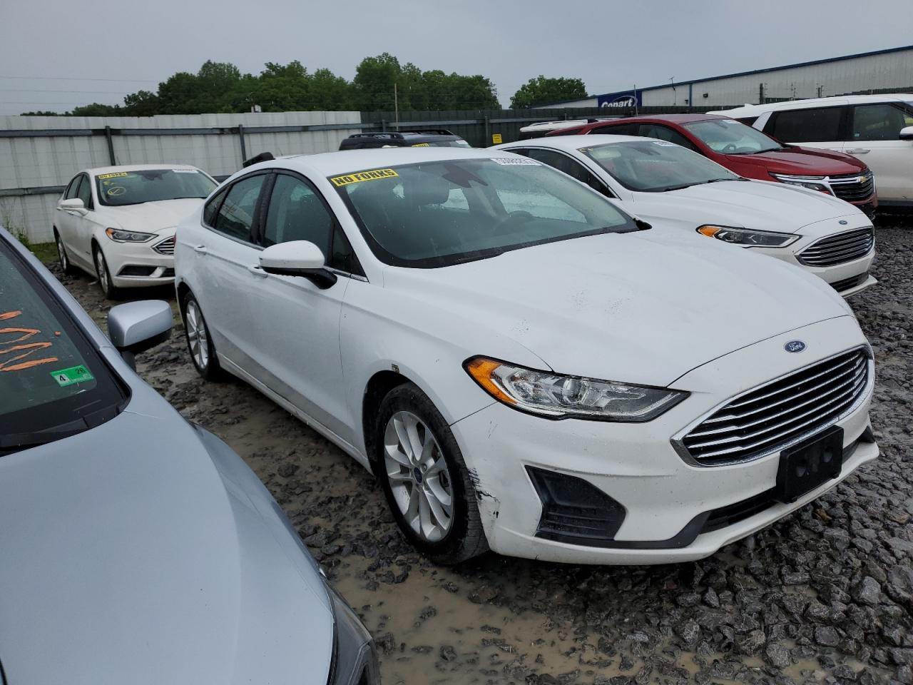 2020 Ford Fusion Se - Image 4