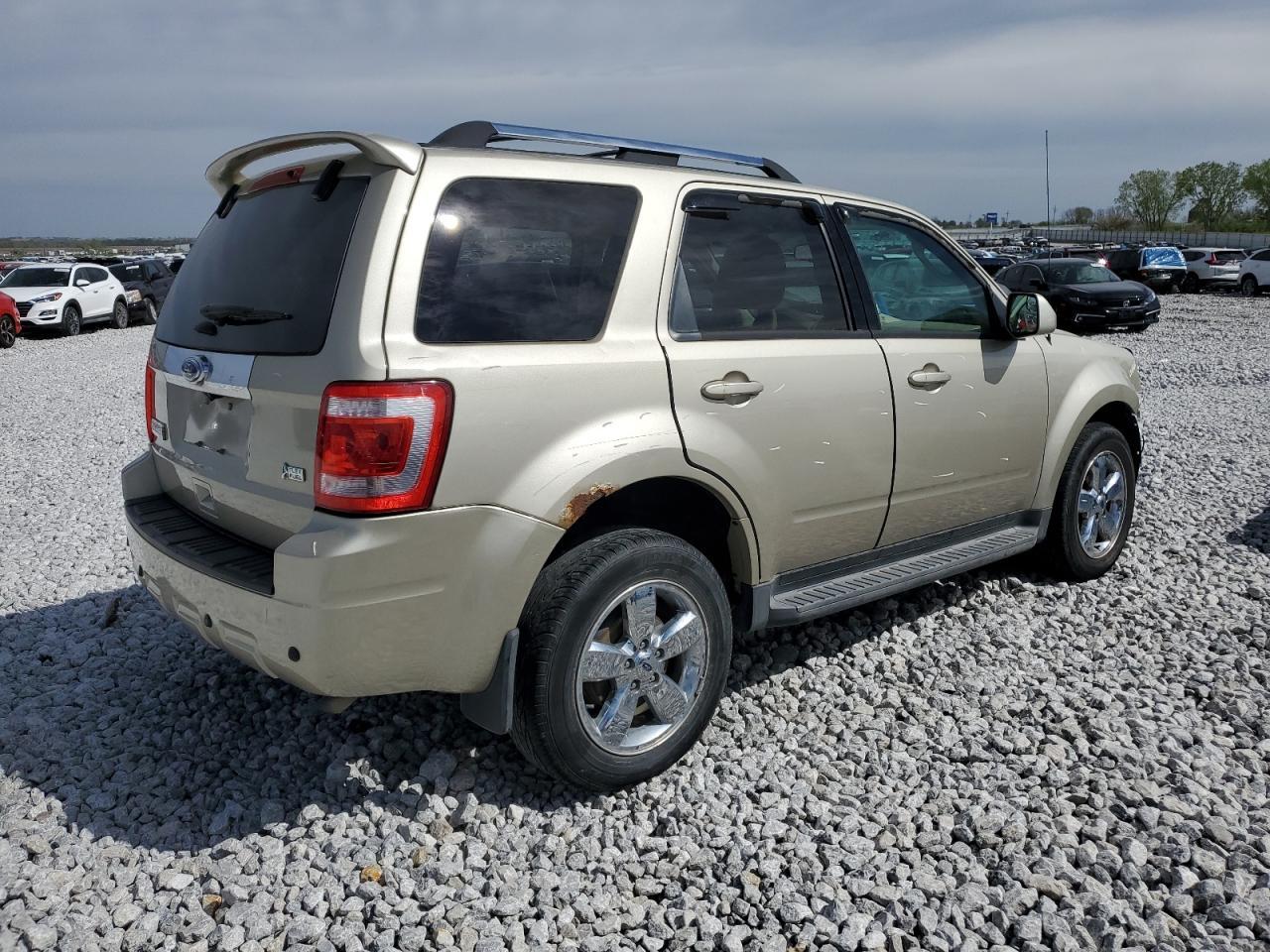 2012 Ford Escape Limited - Фото 3