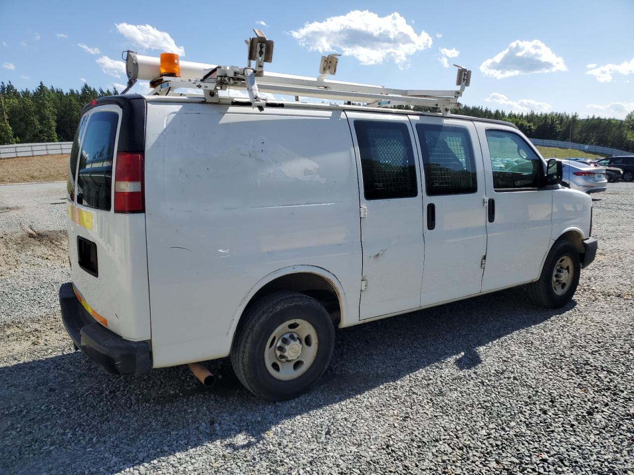2013 Chevrolet Express G2500 - Image 3