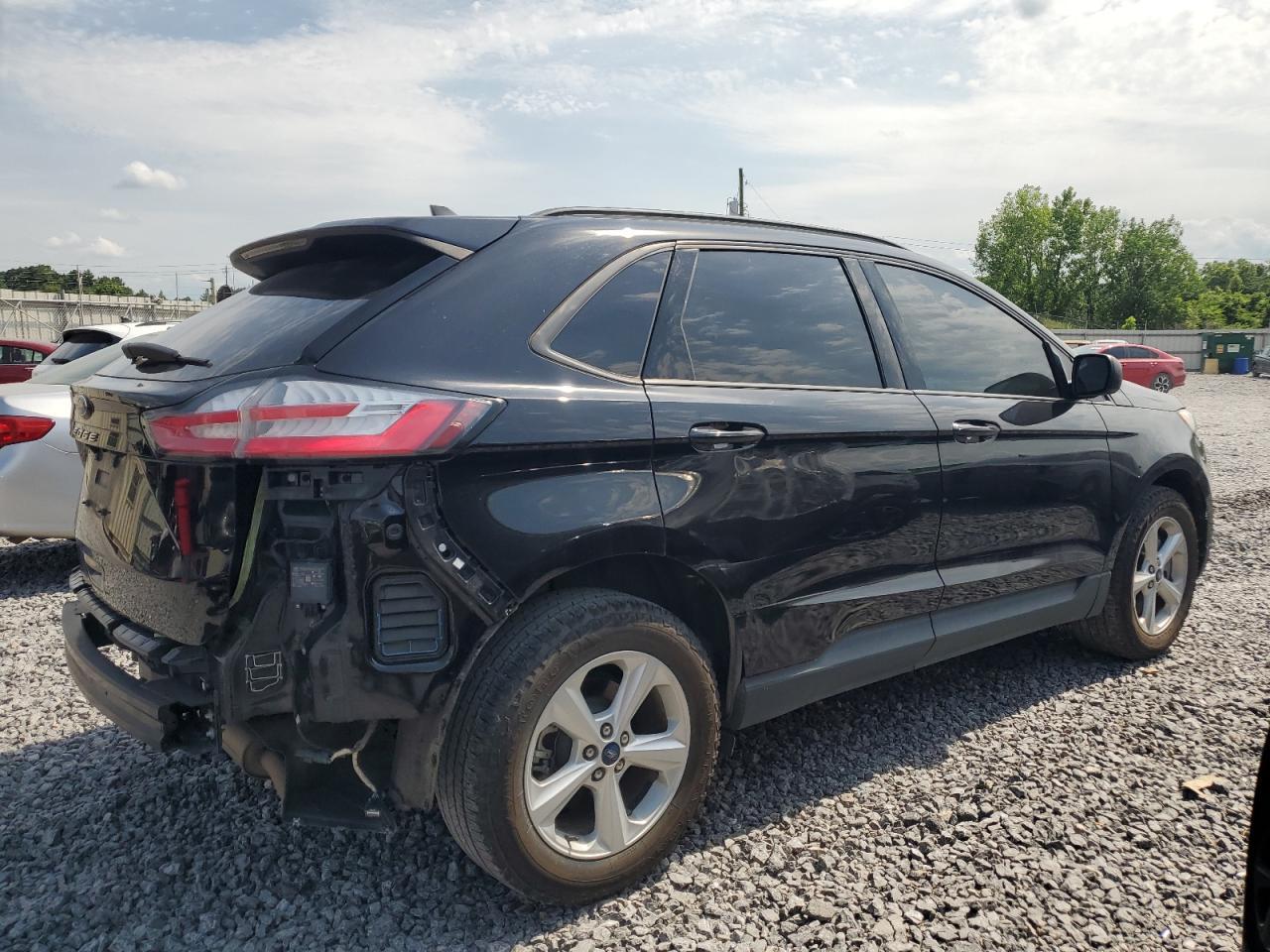 2021 Ford Edge Se - Image 3