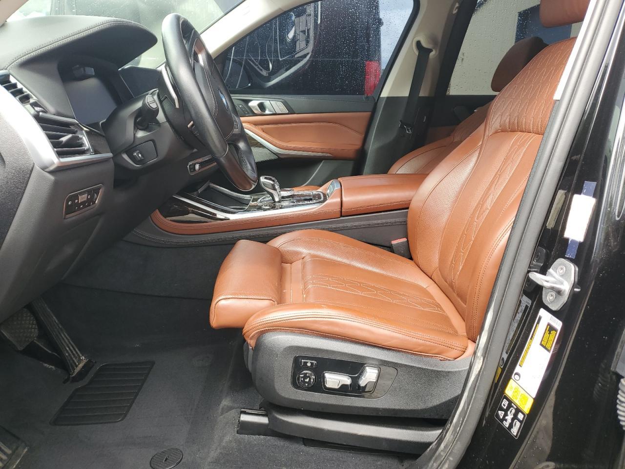 2020 BMW X7 xDrive40I - Фото 7