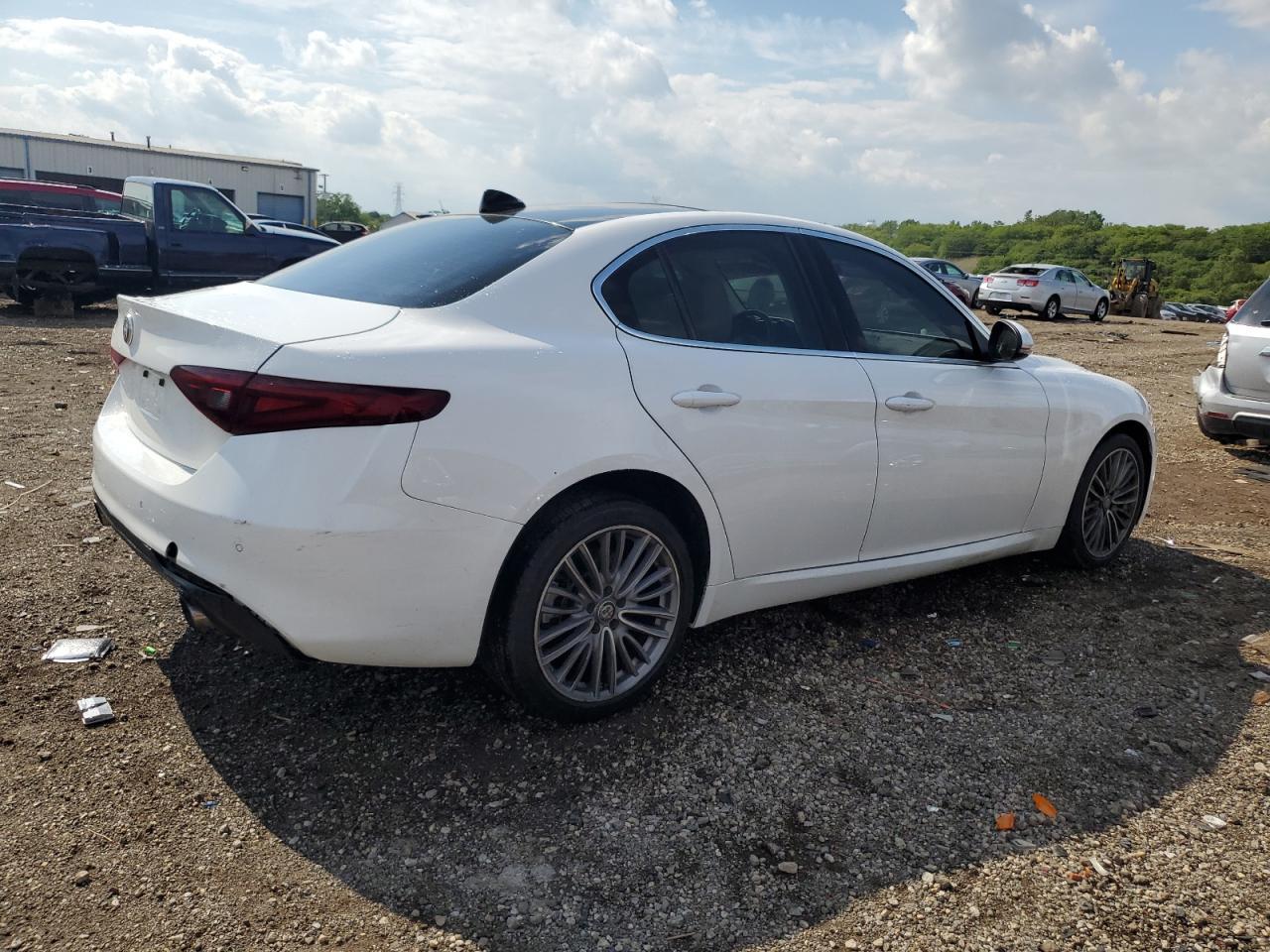 2018 Alfa Romeo Giulia Ti Q4 - Image 3