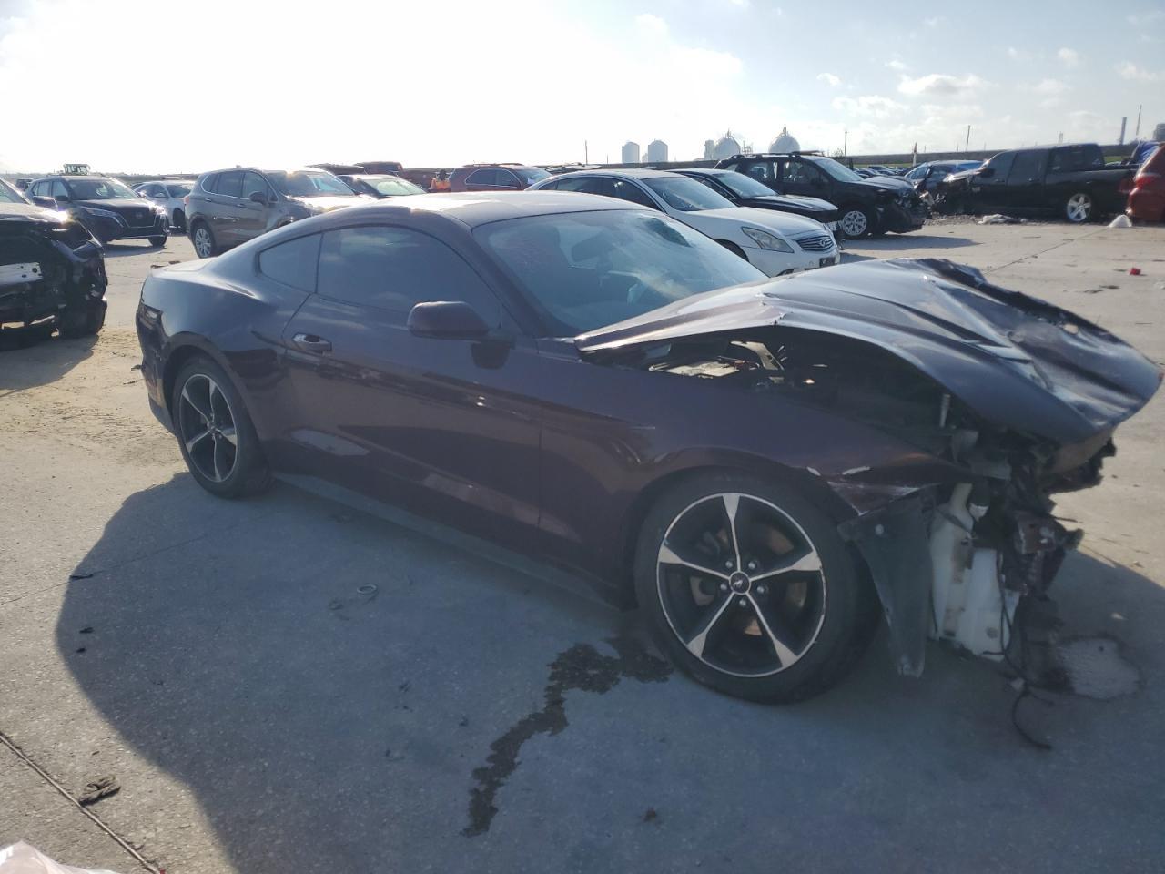 2018 Ford Mustang - Фото 4