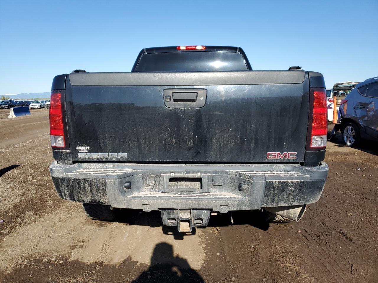 2012 GMC Sierra K2500 Denali - Image 6