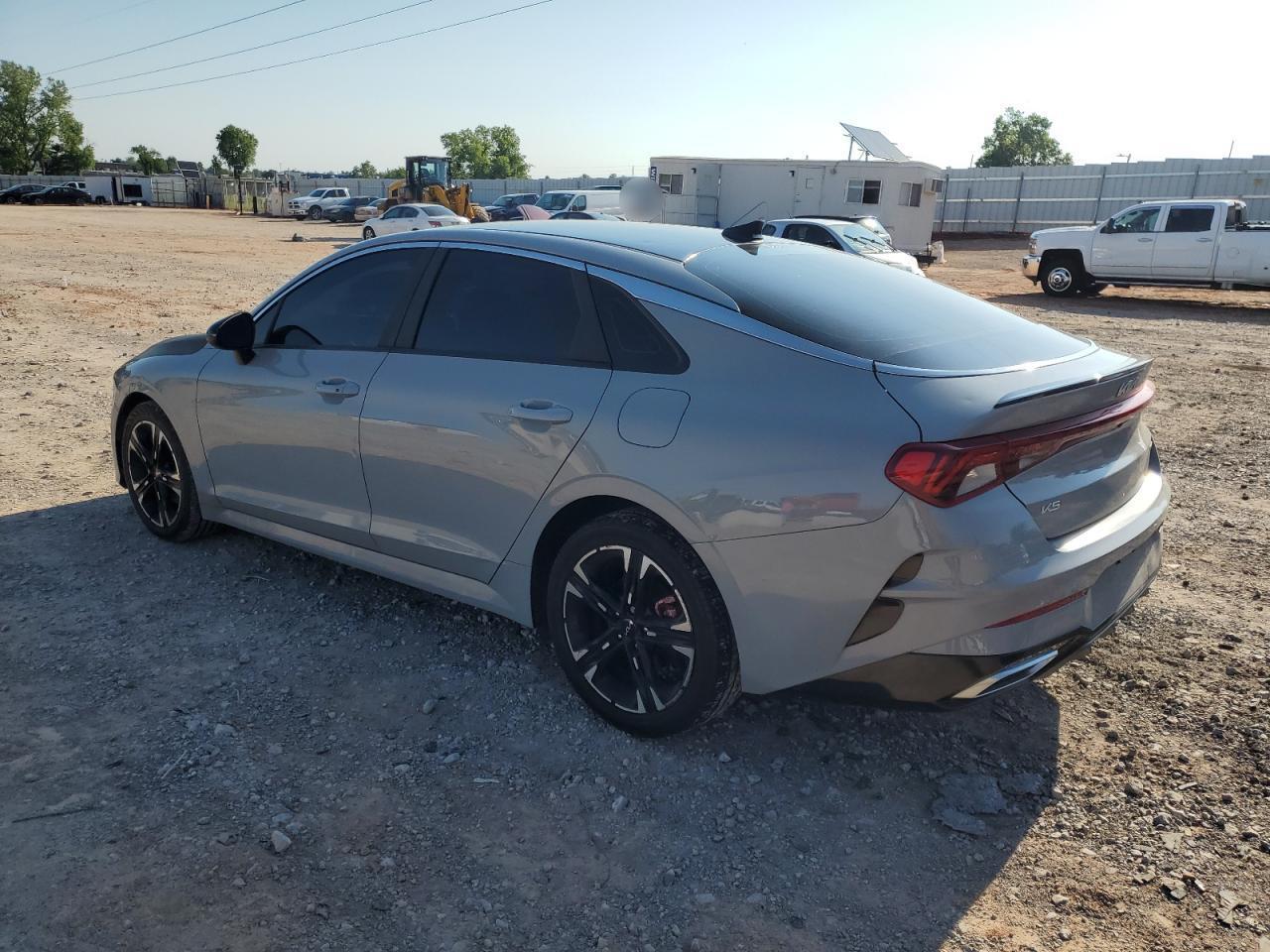 2023 Kia K5 Gt Line - Фото 2