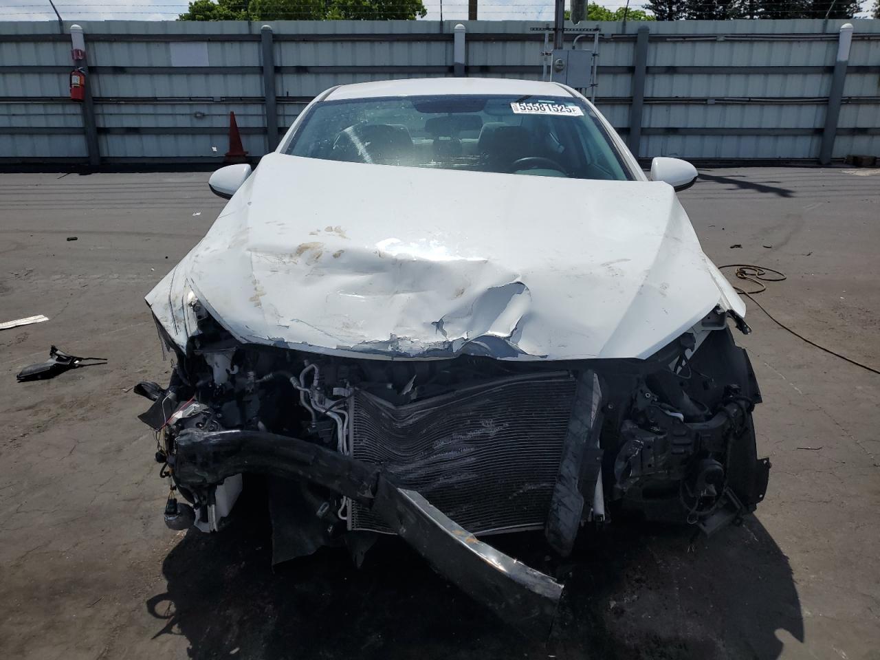 2017 Hyundai Elantra Se - Фото 5