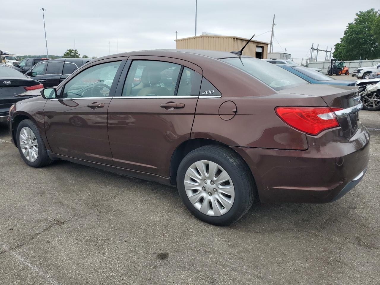 2012 Chrysler 200 Lx - Image 2