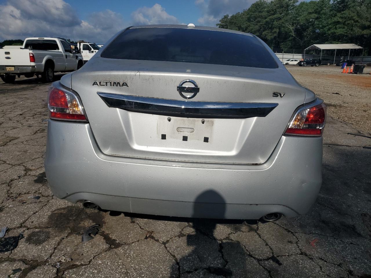 2015 Nissan Altima 2.5 - Image 6