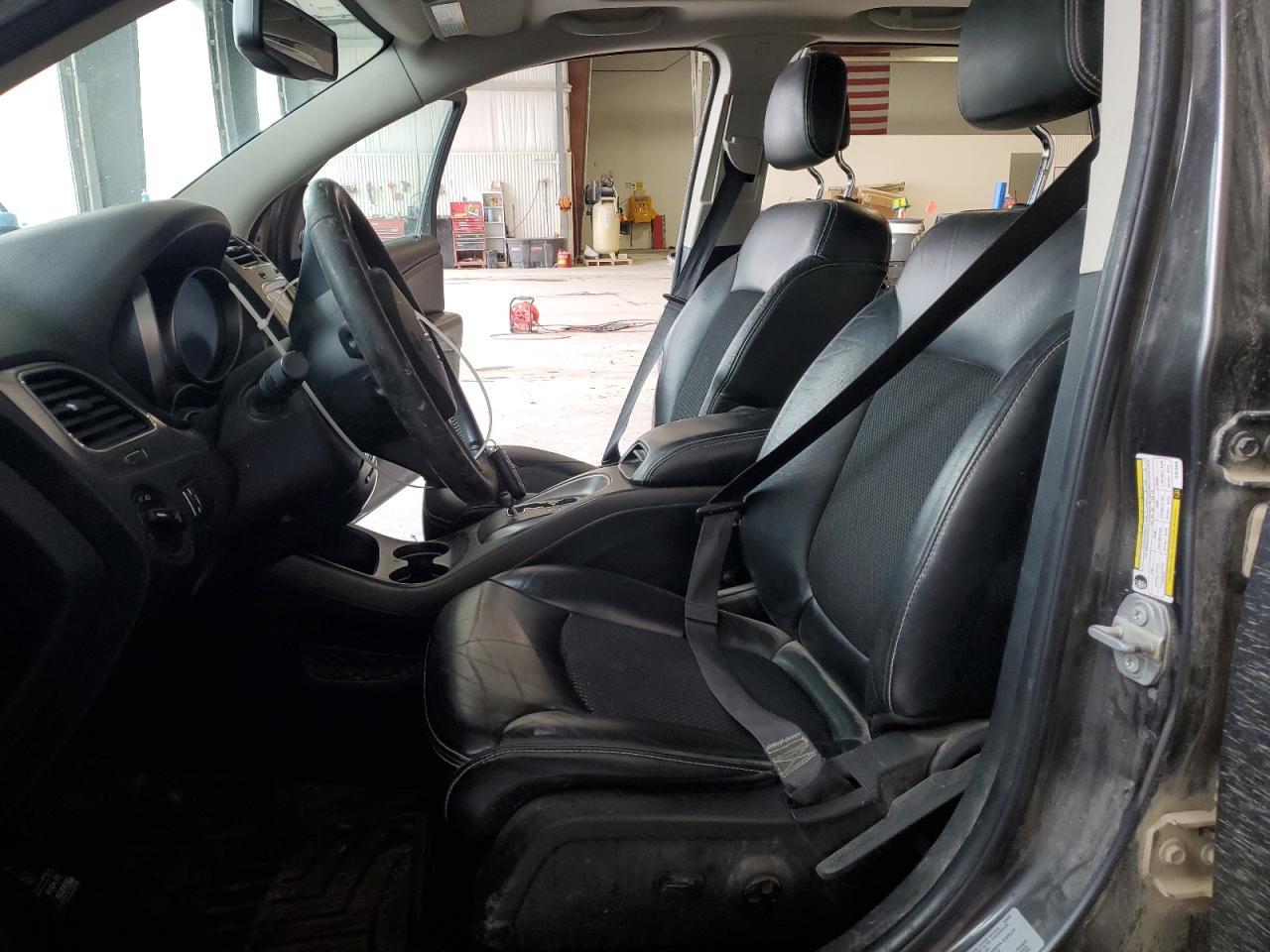 2017 Dodge Journey Crossroad - Image 7