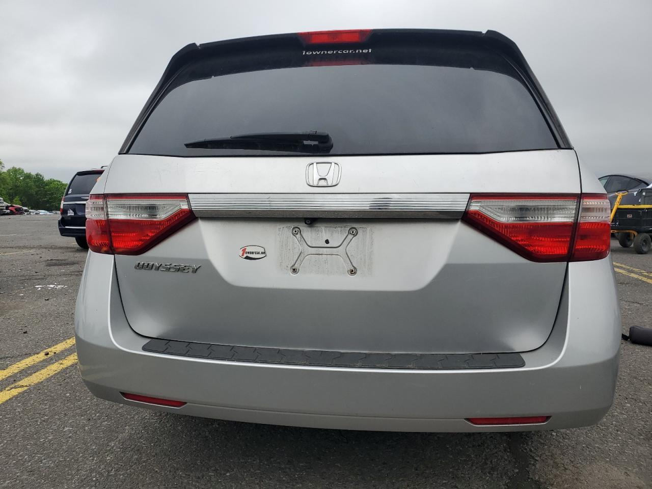 2011 Honda Odyssey Exl - Image 6