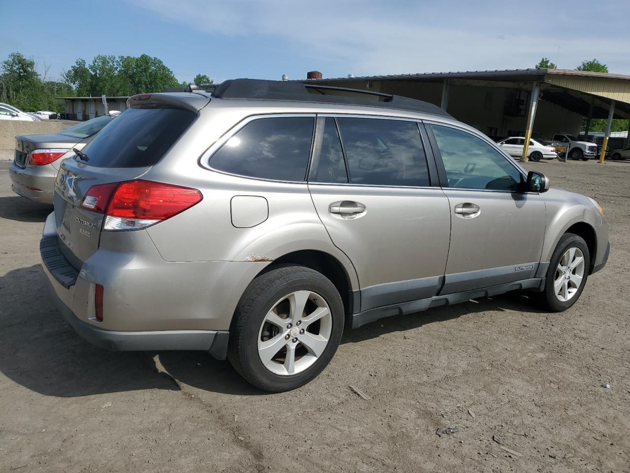 2014 Subaru Outback 2.5I Premium - Фото 3