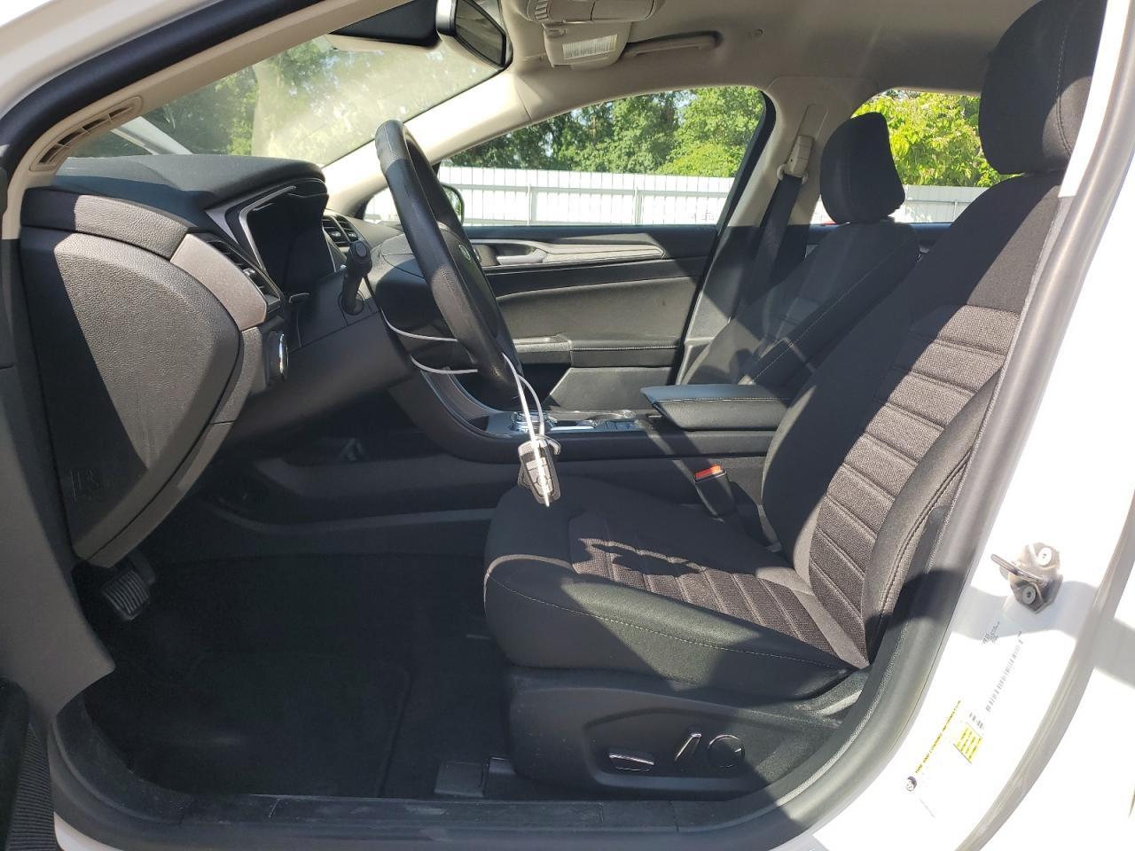 2020 Ford Fusion Se - Image 7