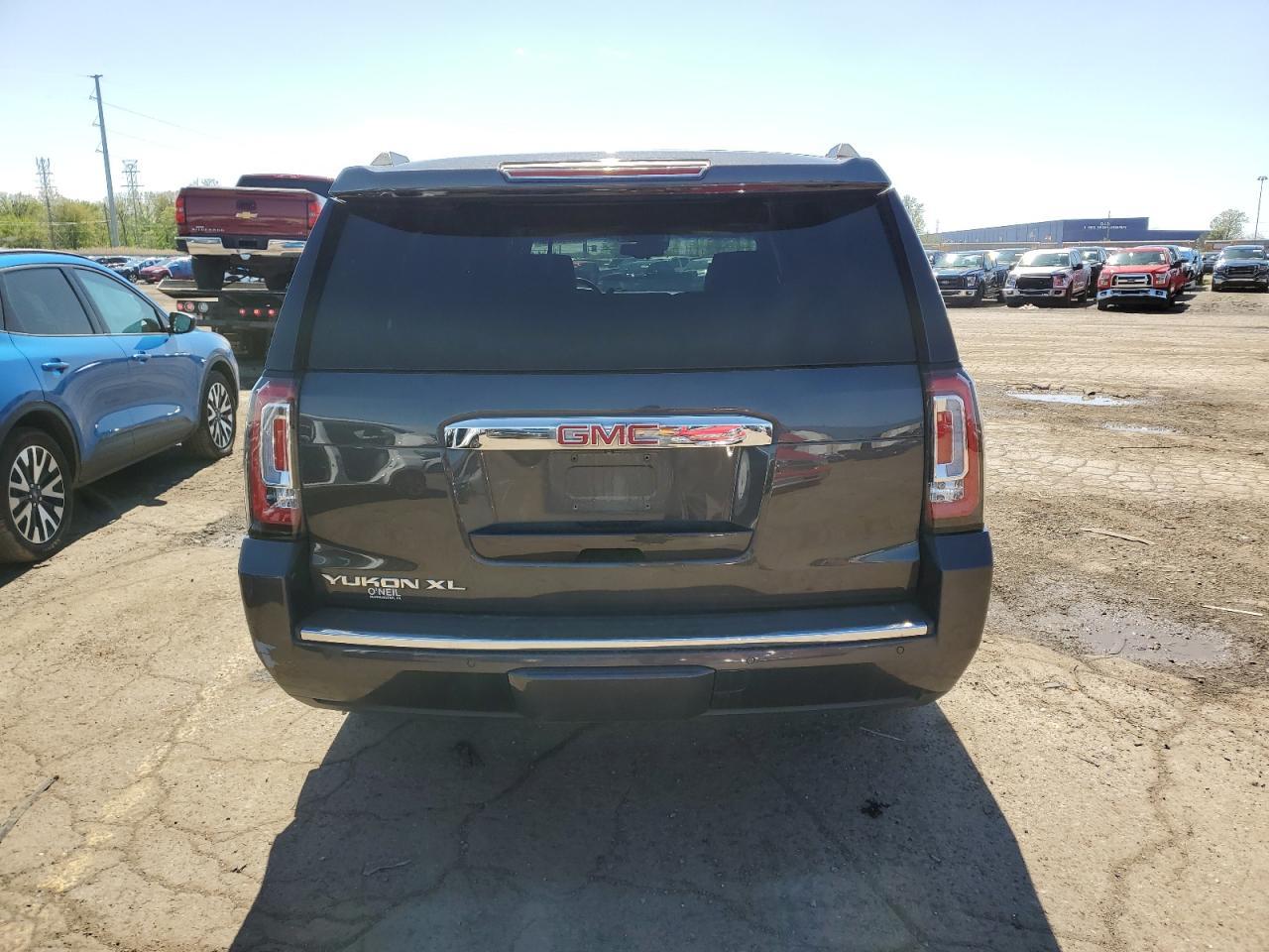 2017 GMC Yukon Xl Denali - Image 6