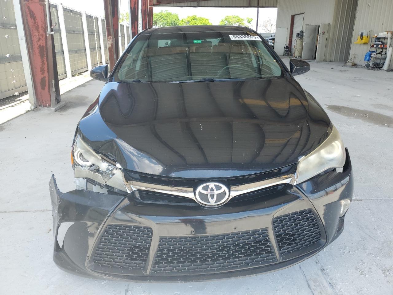 2017 Toyota Camry Le - Image 5