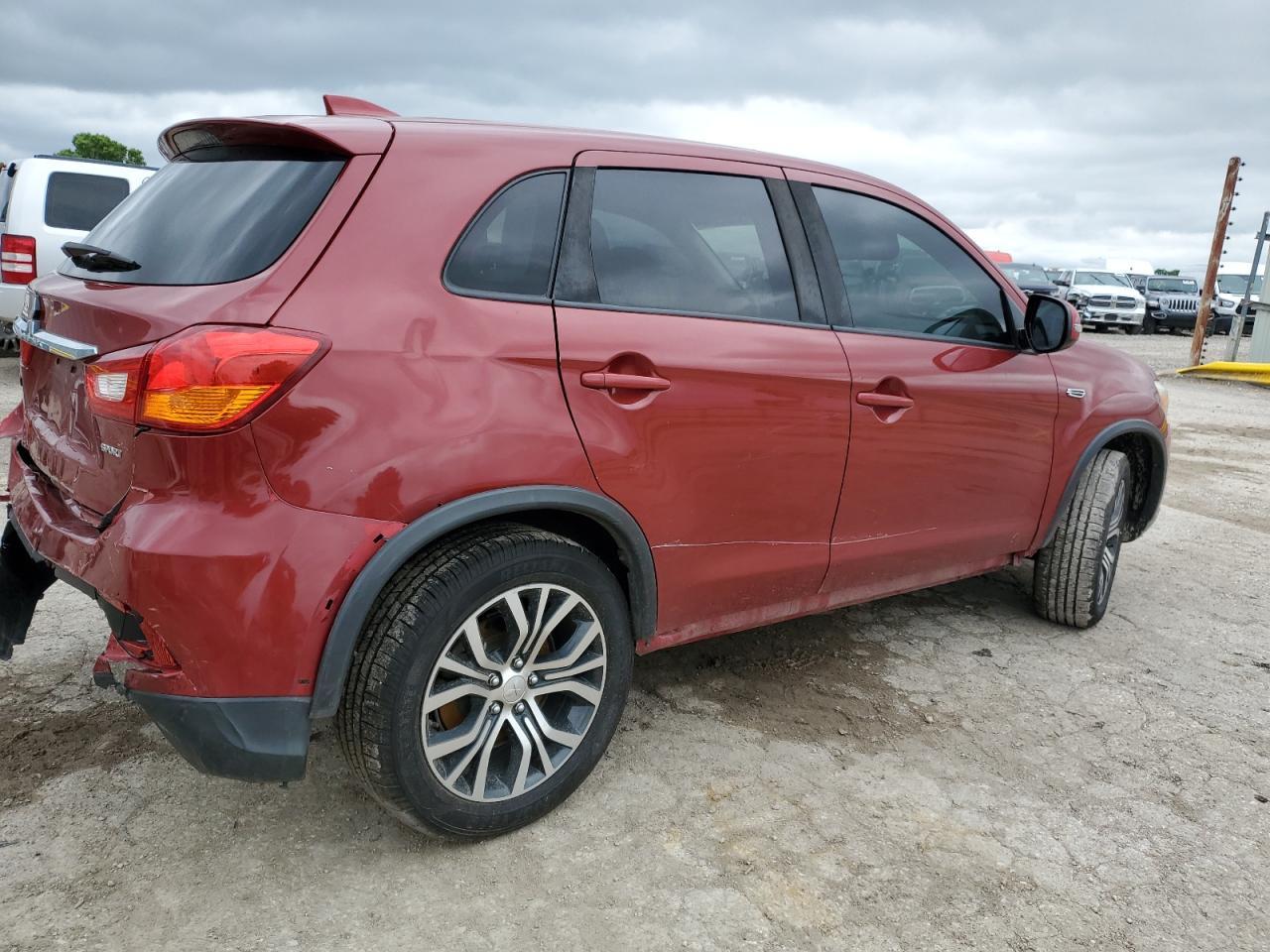 2018 Mitsubishi Outlander Sport Es - Image 5