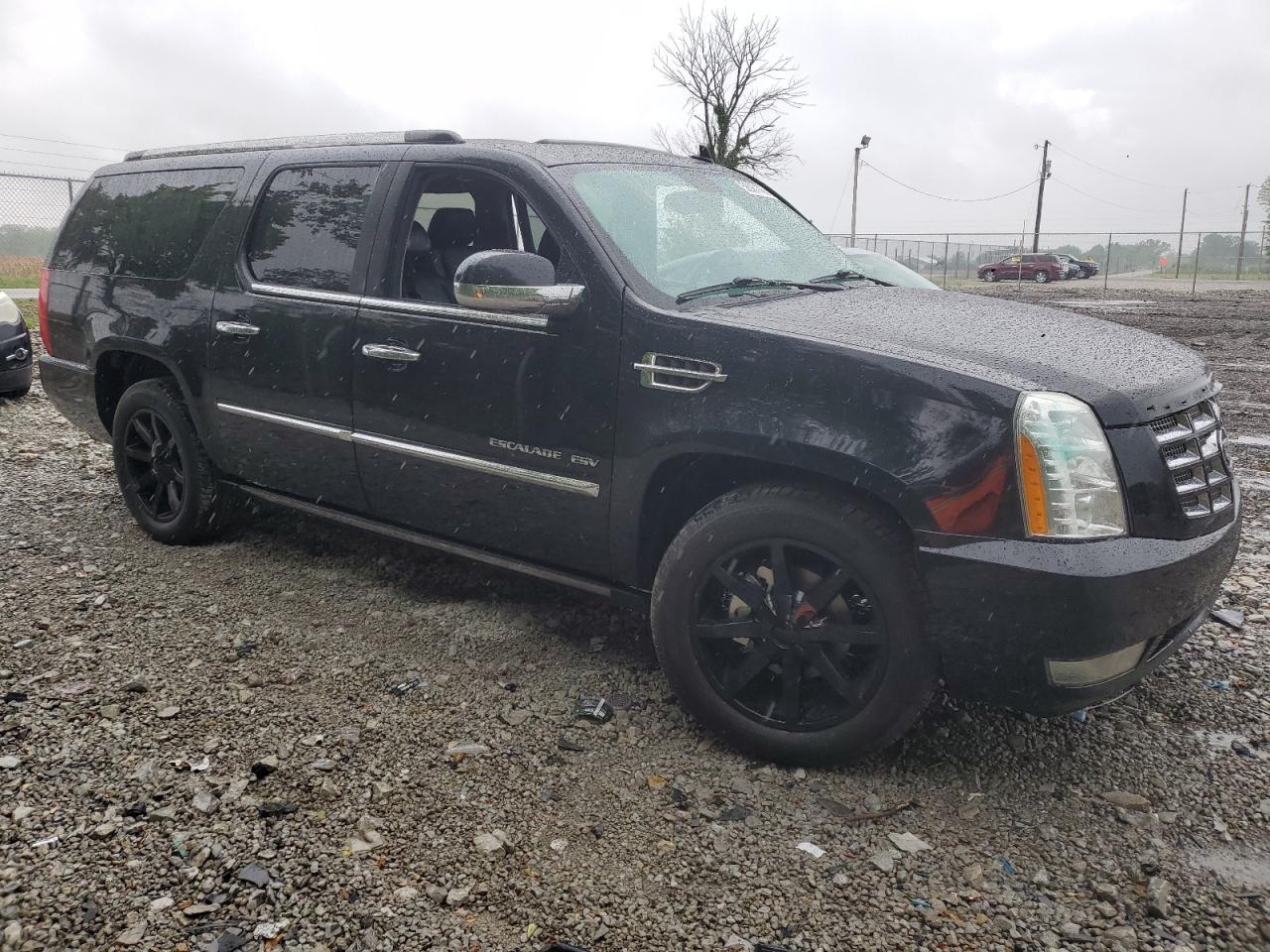 2011 Cadillac Escalade Esv Premium - Image 4