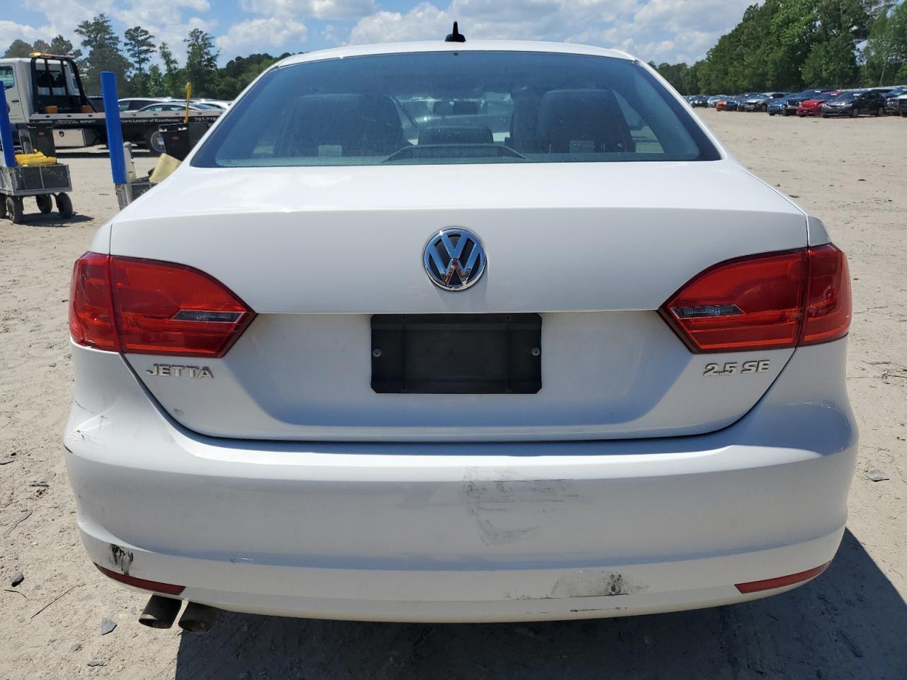 2012 Volkswagen Jetta Se - Image 6