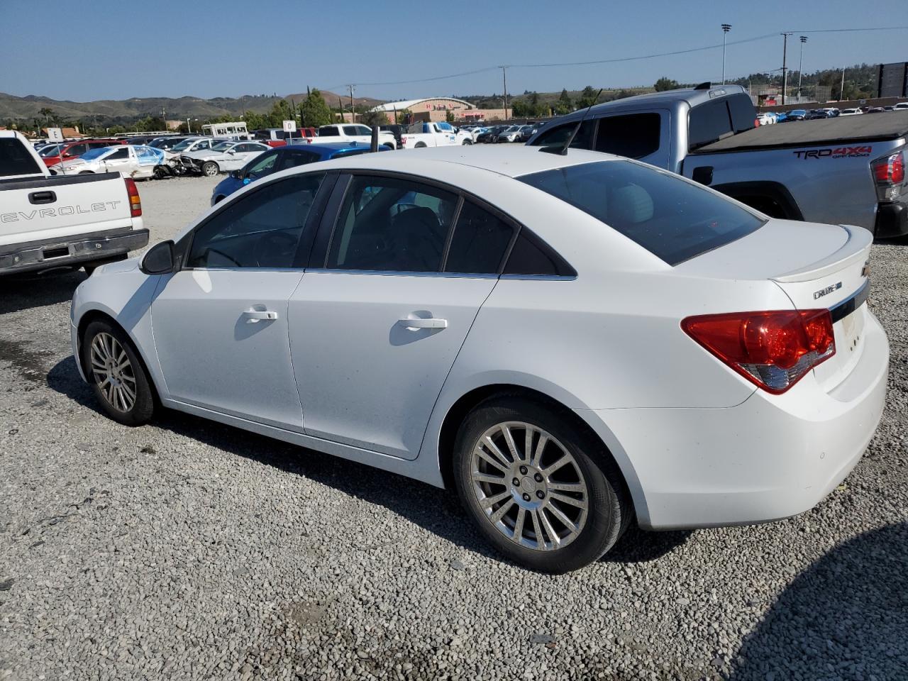 2012 Chevrolet Cruze Eco - Фото 2