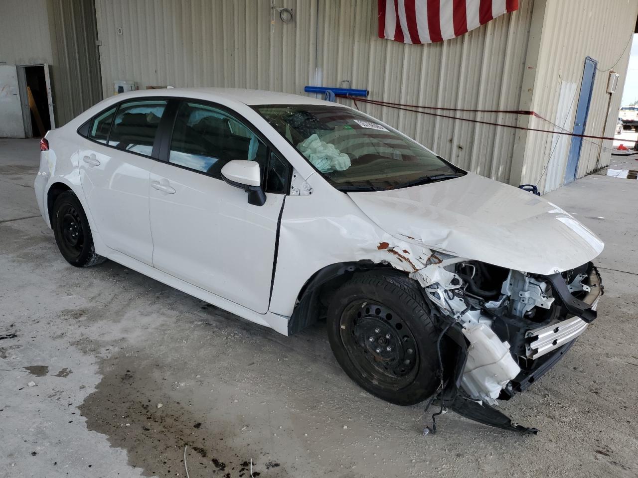 2022 Toyota Corolla Le - Image 4