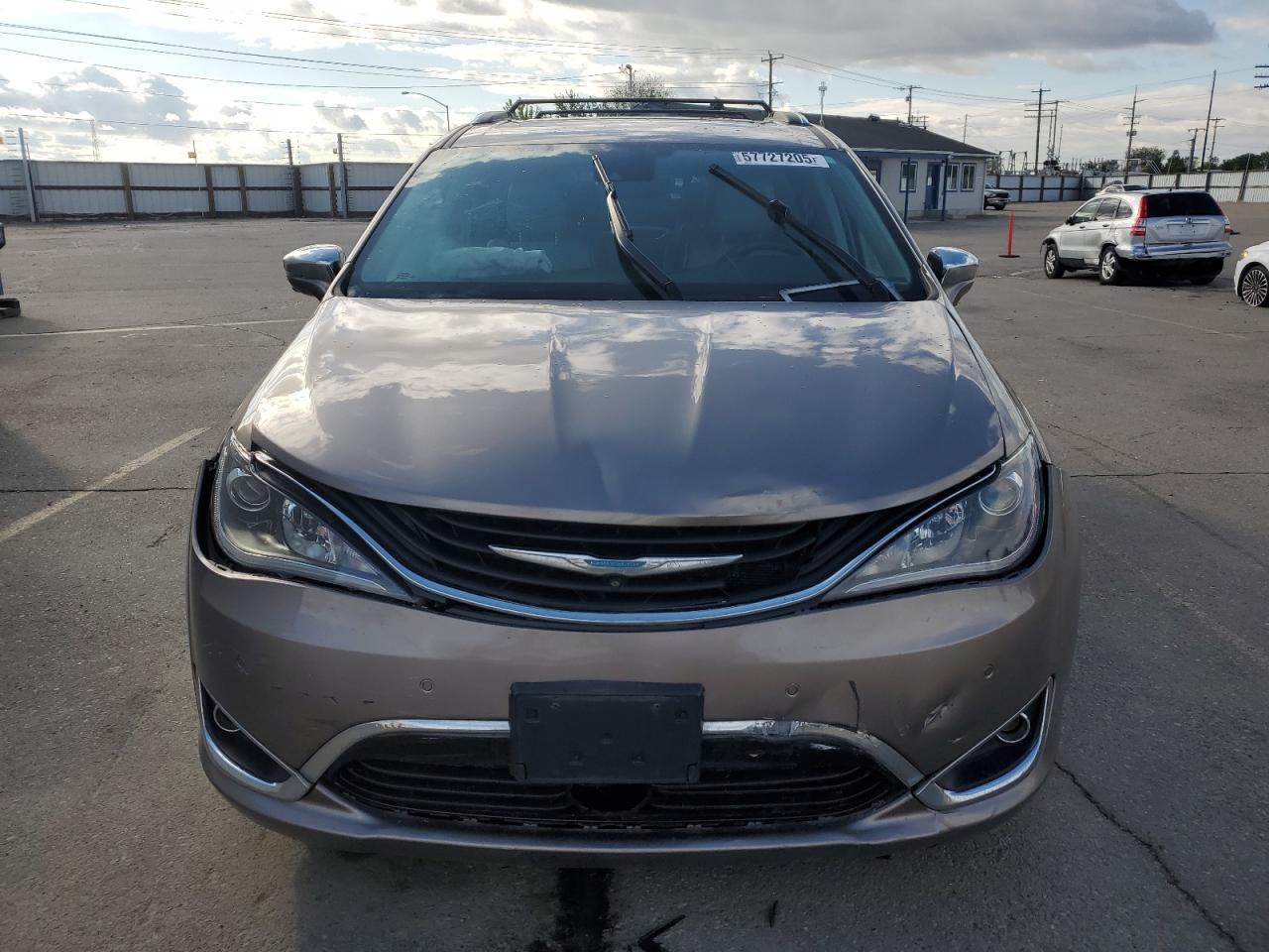 2018 Chrysler Pacifica Hybrid Limited - Фото 5