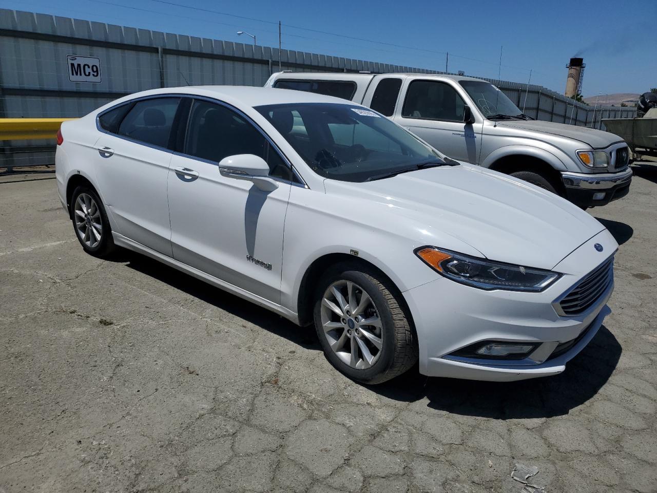 2017 Ford Fusion Se Hybrid - Фото 4