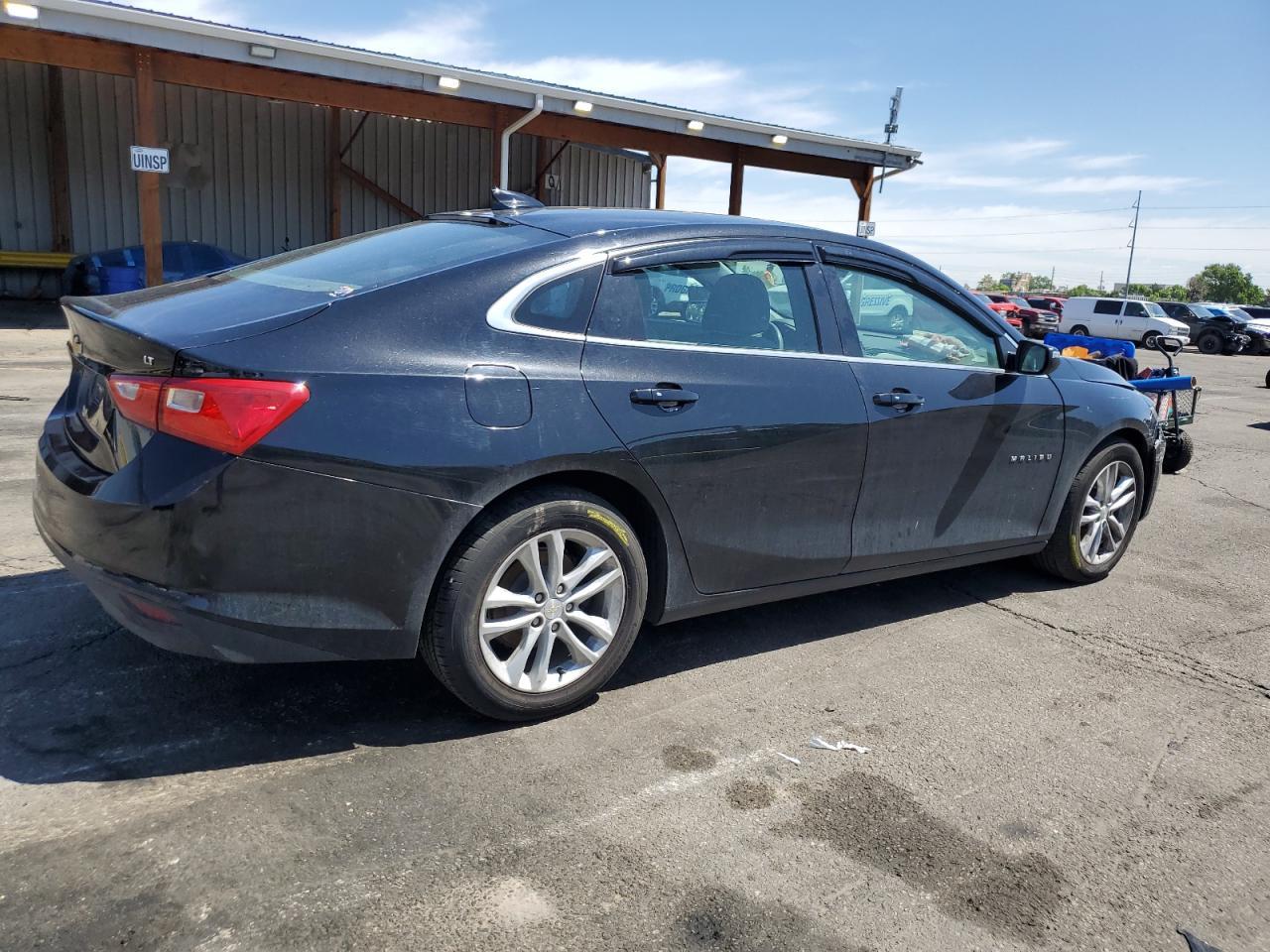 2018 Chevrolet Malibu Lt - Image 3