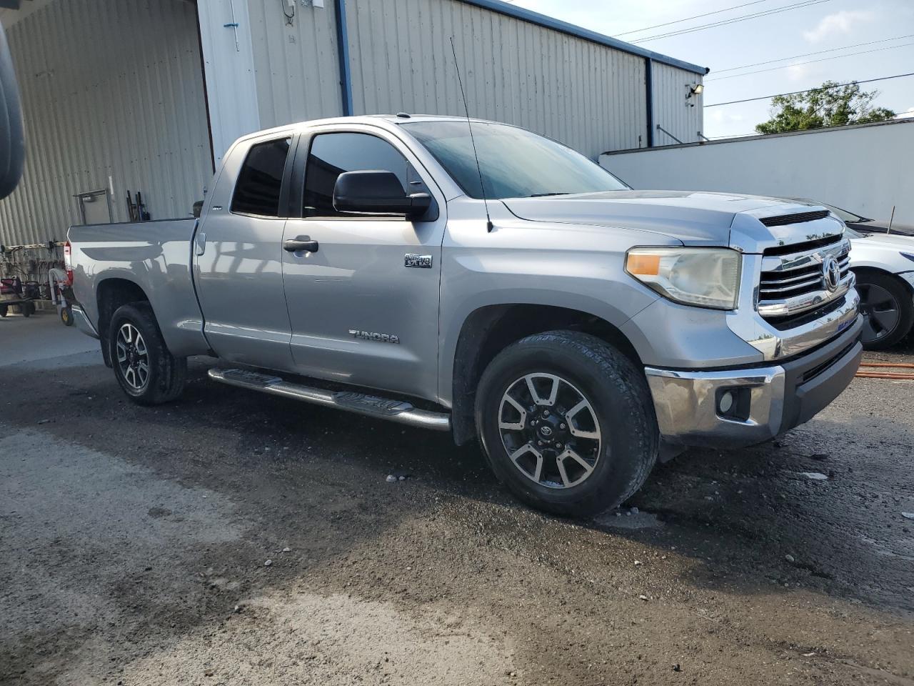 2016 Toyota Tundra Double Cab Sr - Фото 4