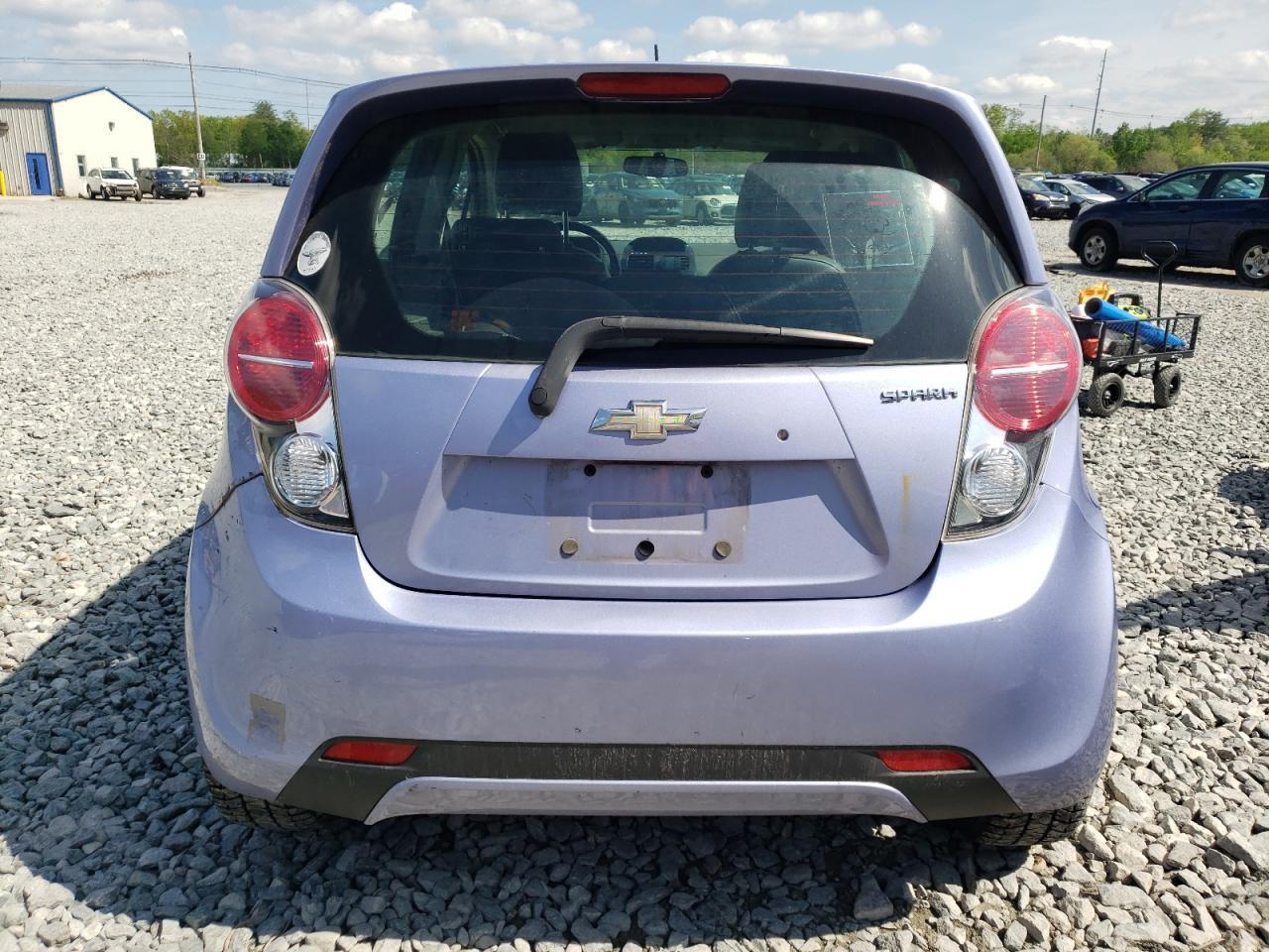 2014 Chevrolet Spark 1Lt - Фото 6