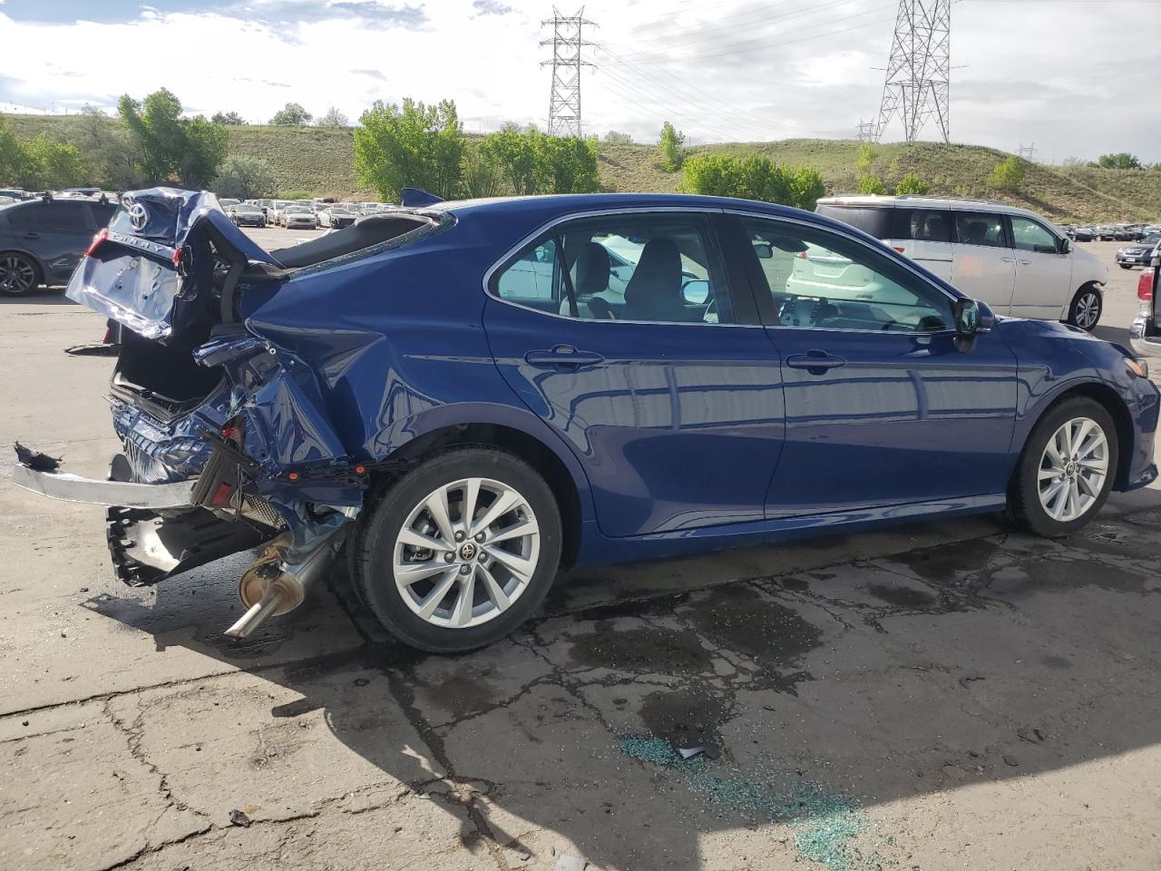 2024 Toyota Camry Le - Фото 3