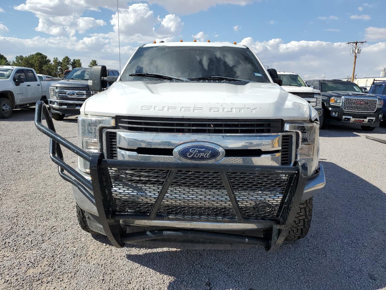 2019 Ford F350 Super Duty - Фото 5