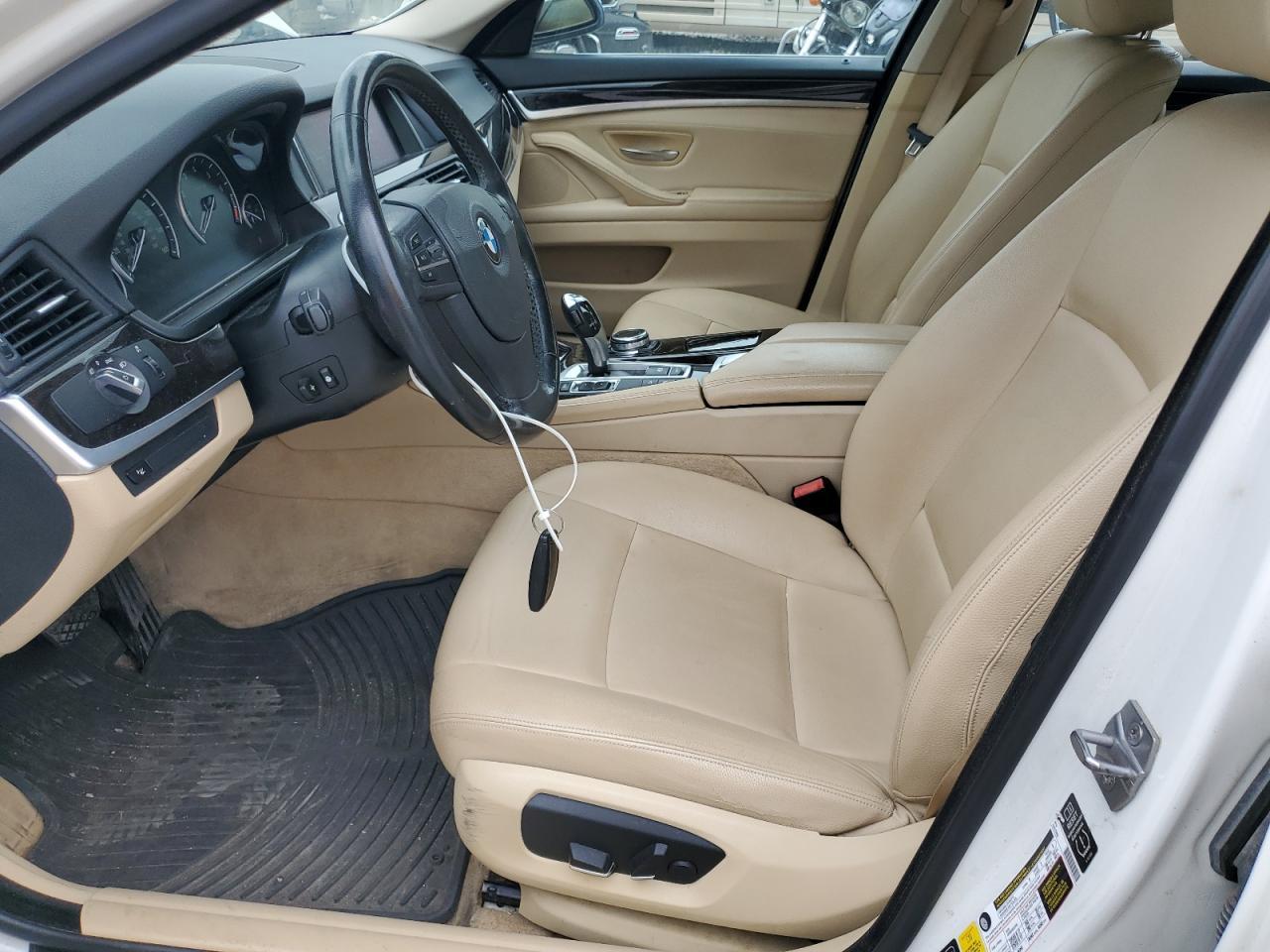 2014 BMW 528 Xi - Image 7