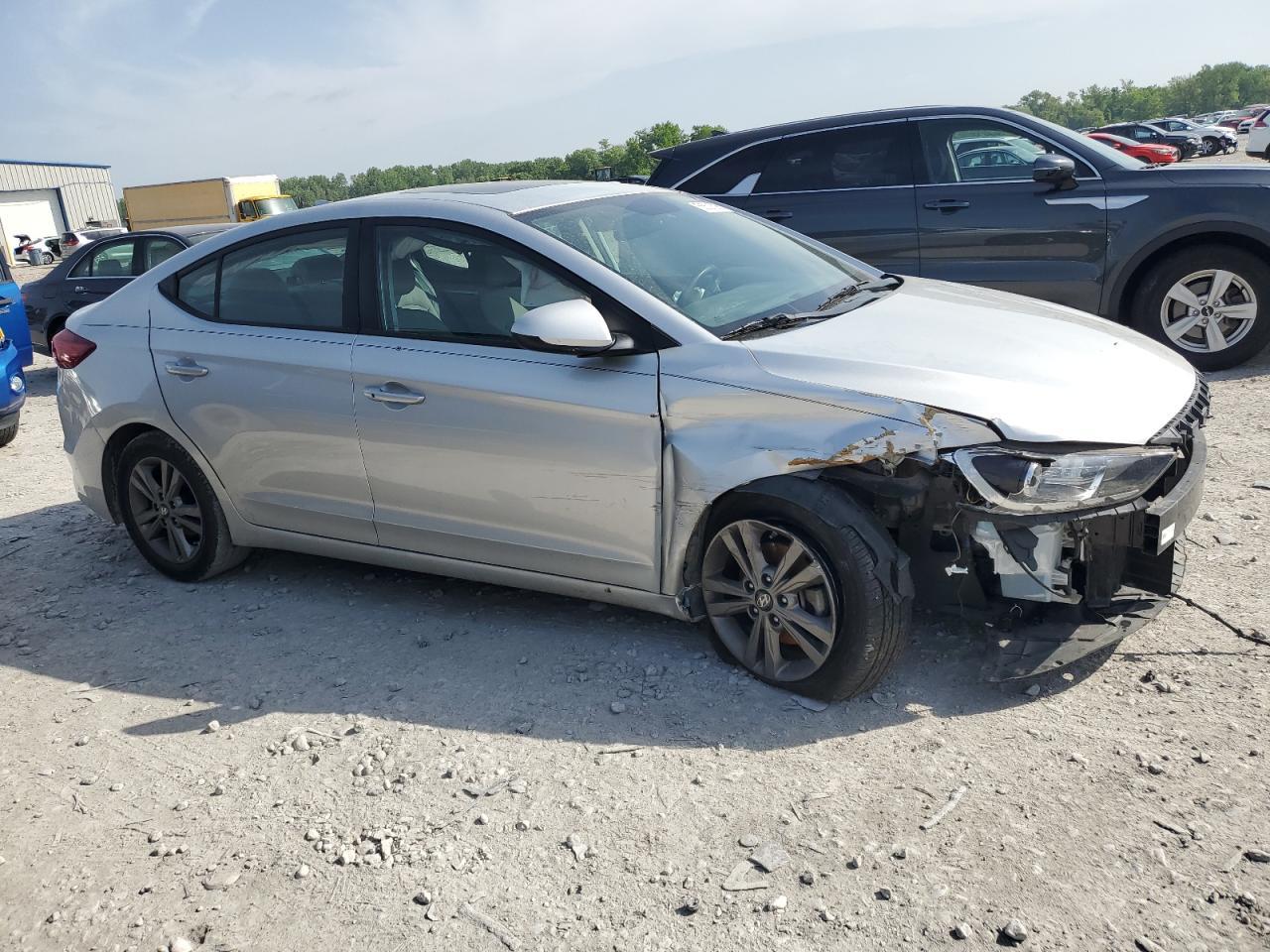2018 Hyundai Elantra Sel - Фото 4