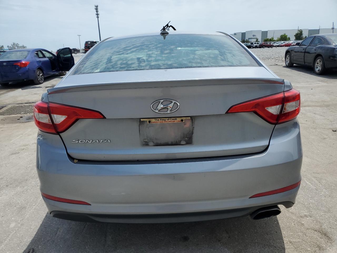 2017 Hyundai Sonata Se - Image 6