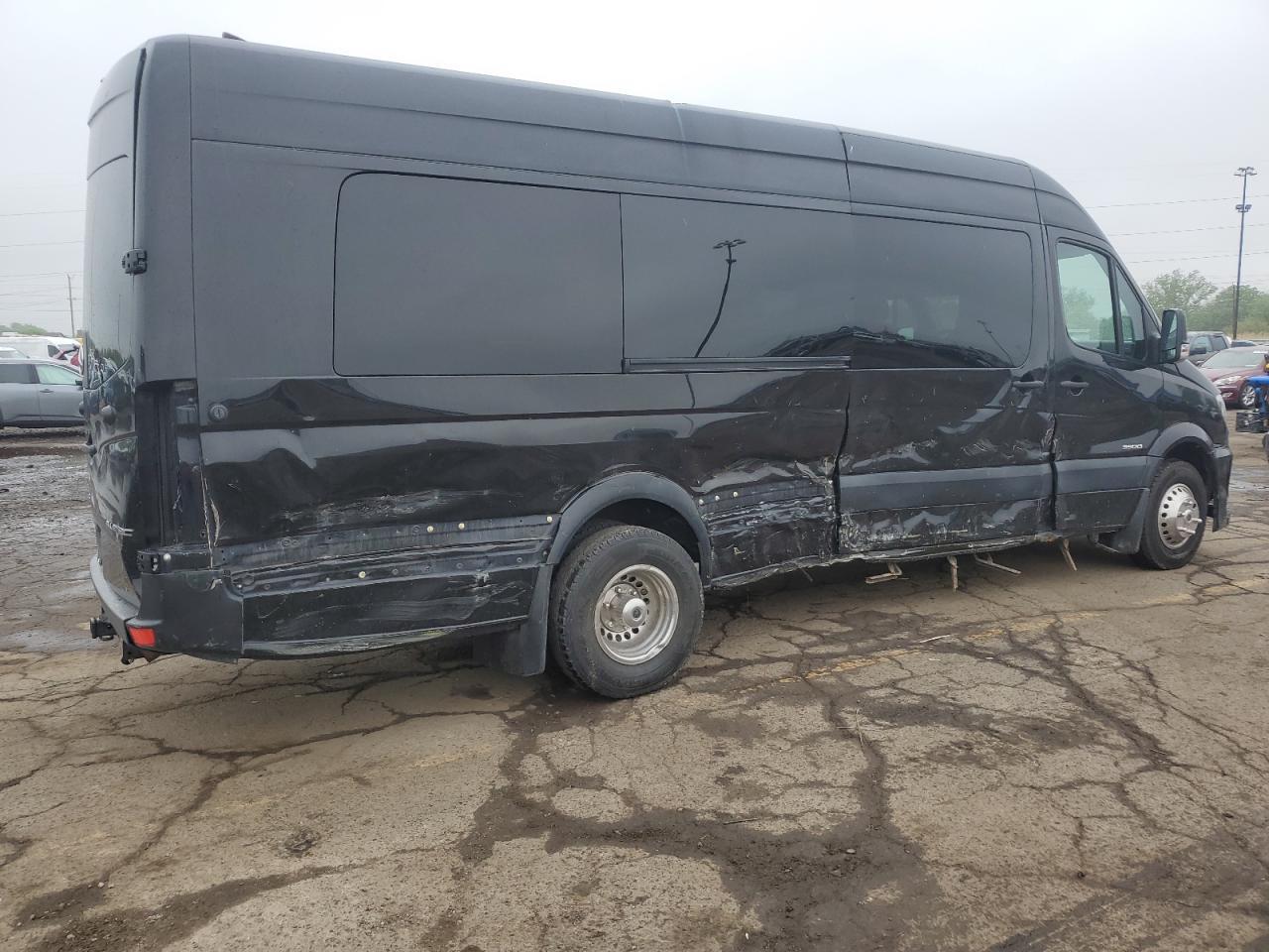 2016 Mercedes-Benz Sprinter 3500 - Фото 3