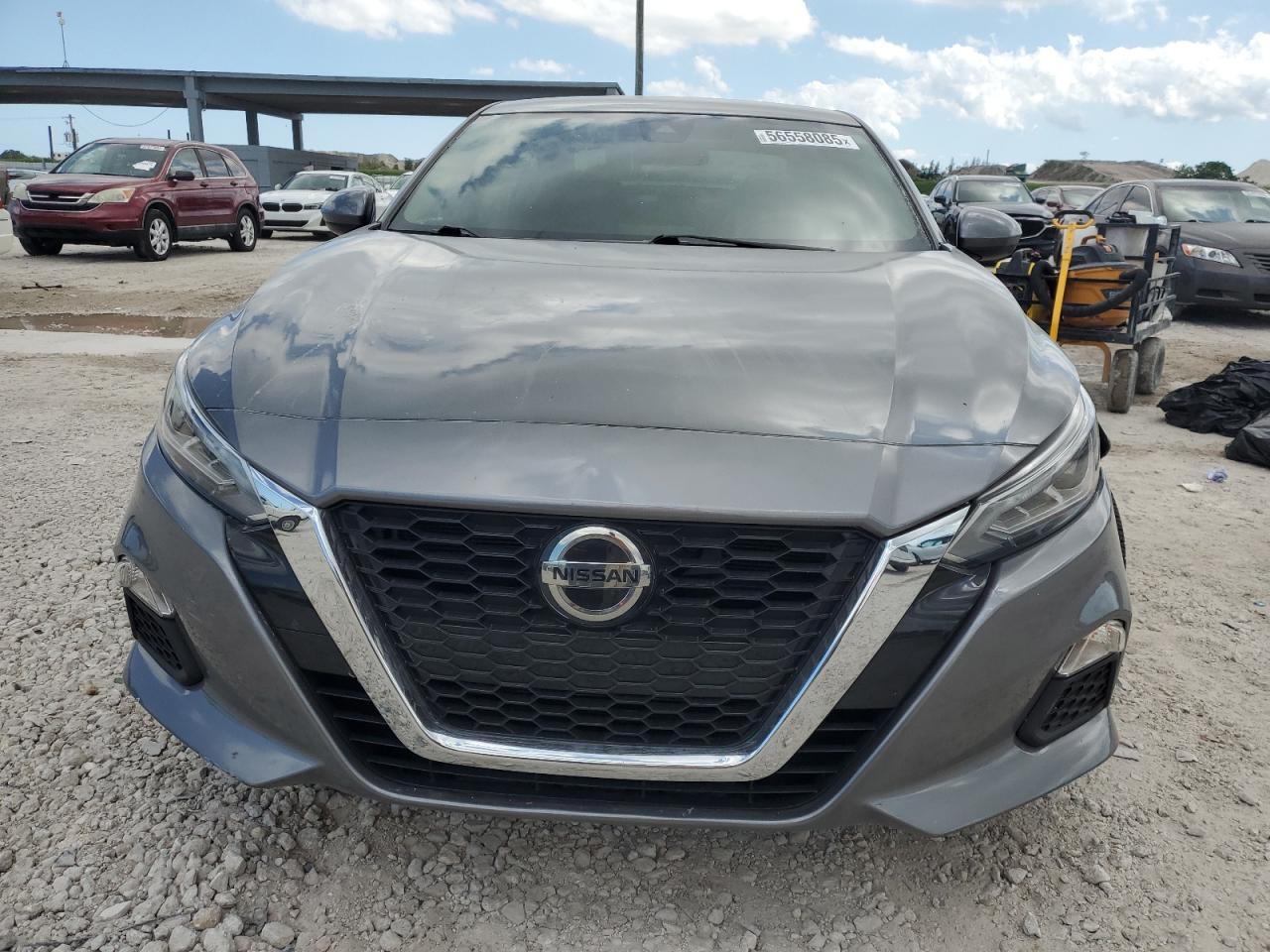 2022 Nissan Altima Sv - Image 5