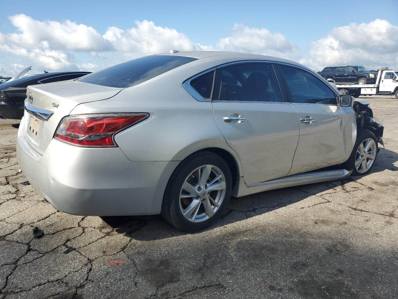 2015 Nissan Altima 2.5 - Image 3
