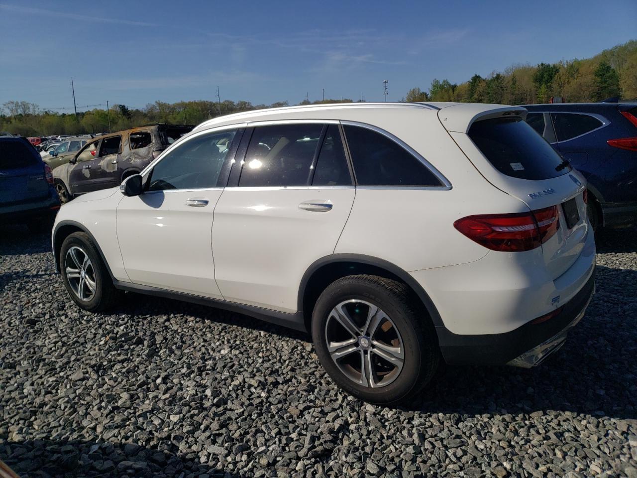 2016 Mercedes-Benz Glc 300 4Matic - Фото 2