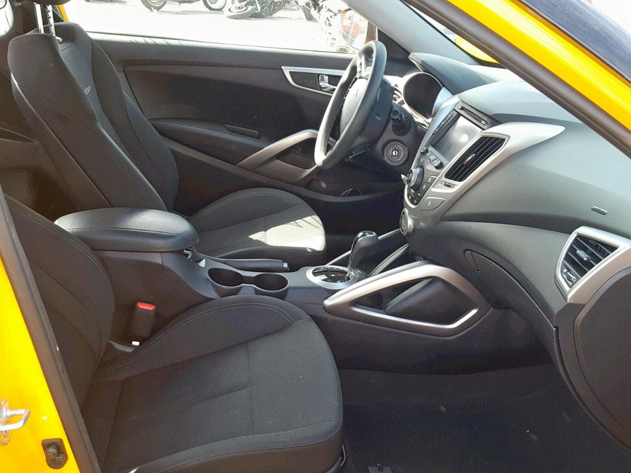 2015 Hyundai Veloster - Фото 5