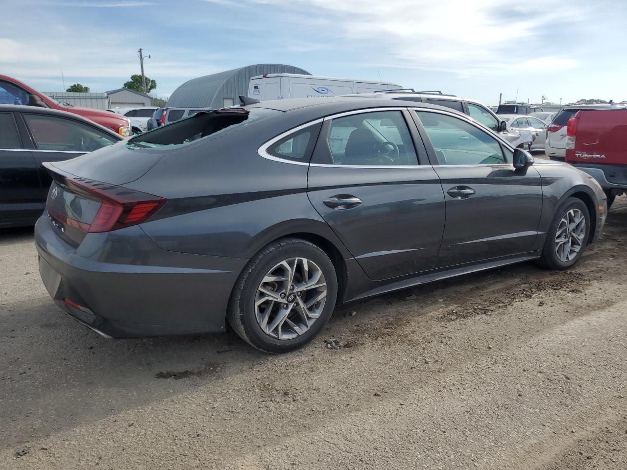 2023 Hyundai Sonata Sel - Image 3