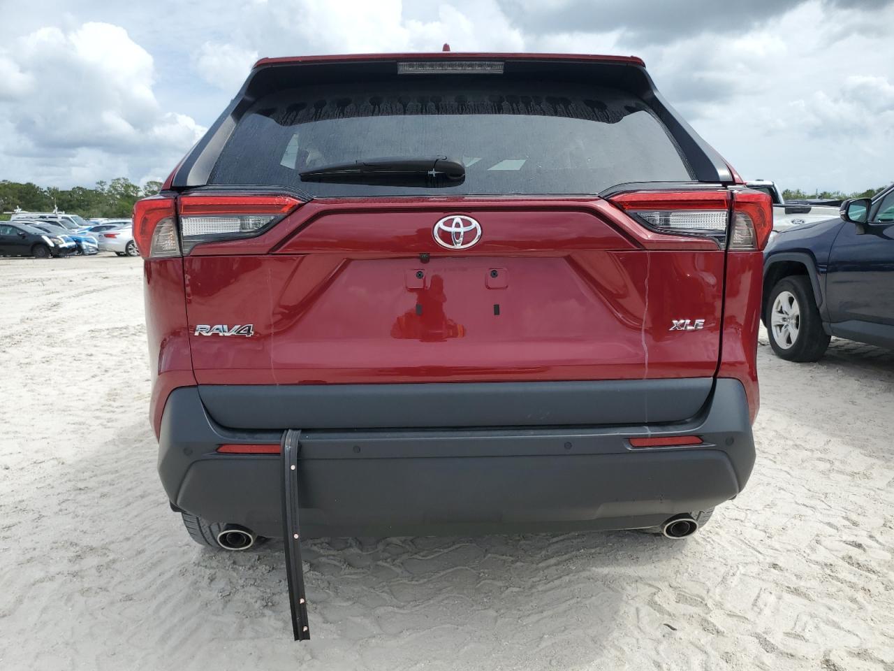 2024 Toyota Rav4 Xle Premium - Фото 6