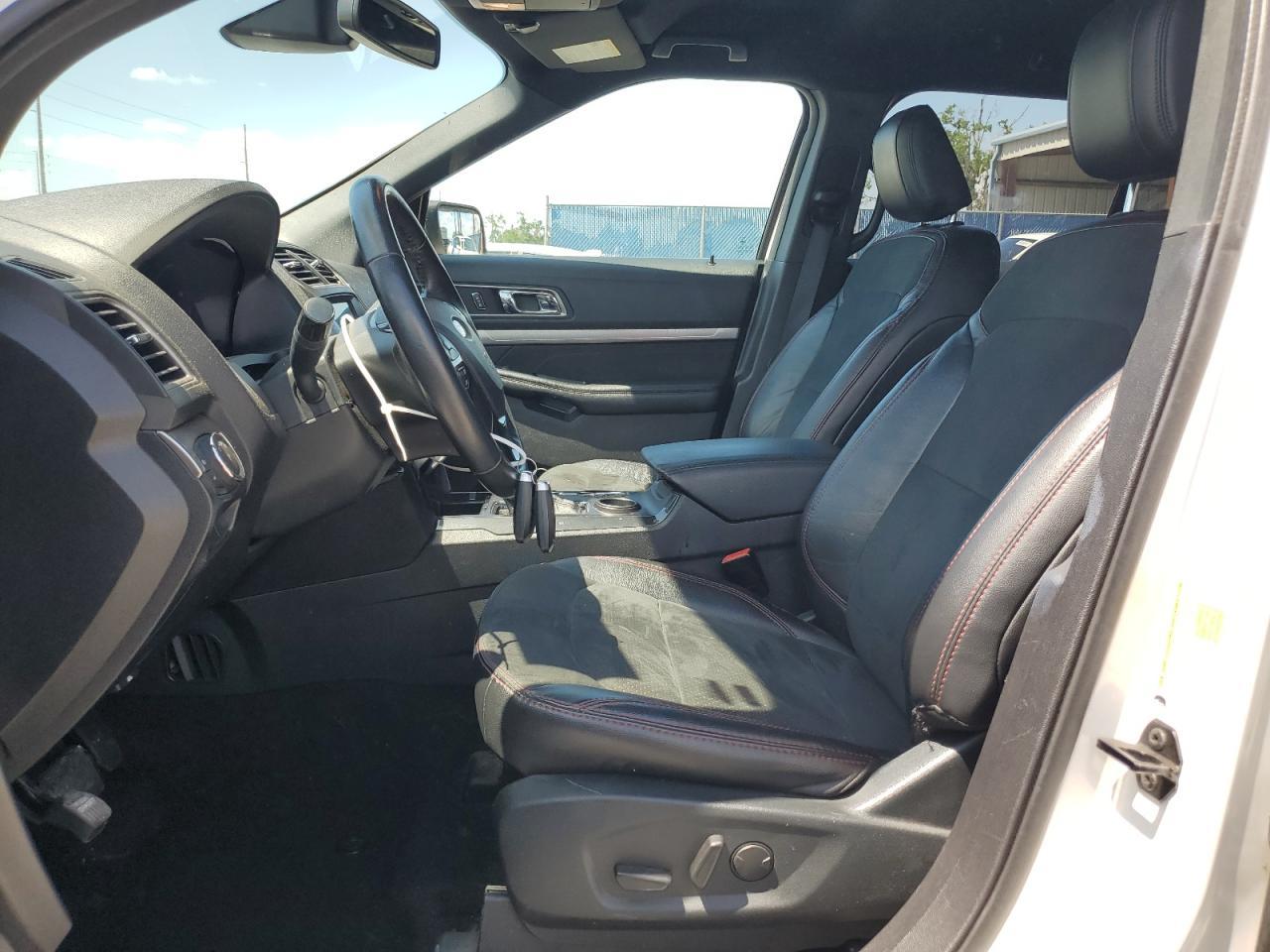 2019 Ford Explorer Xlt - Фото 7