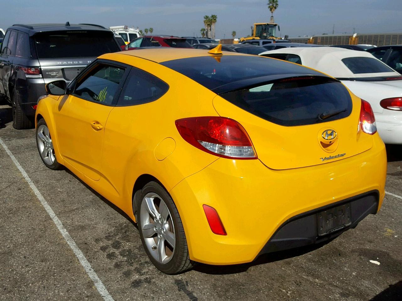 2015 Hyundai Veloster - Фото 3