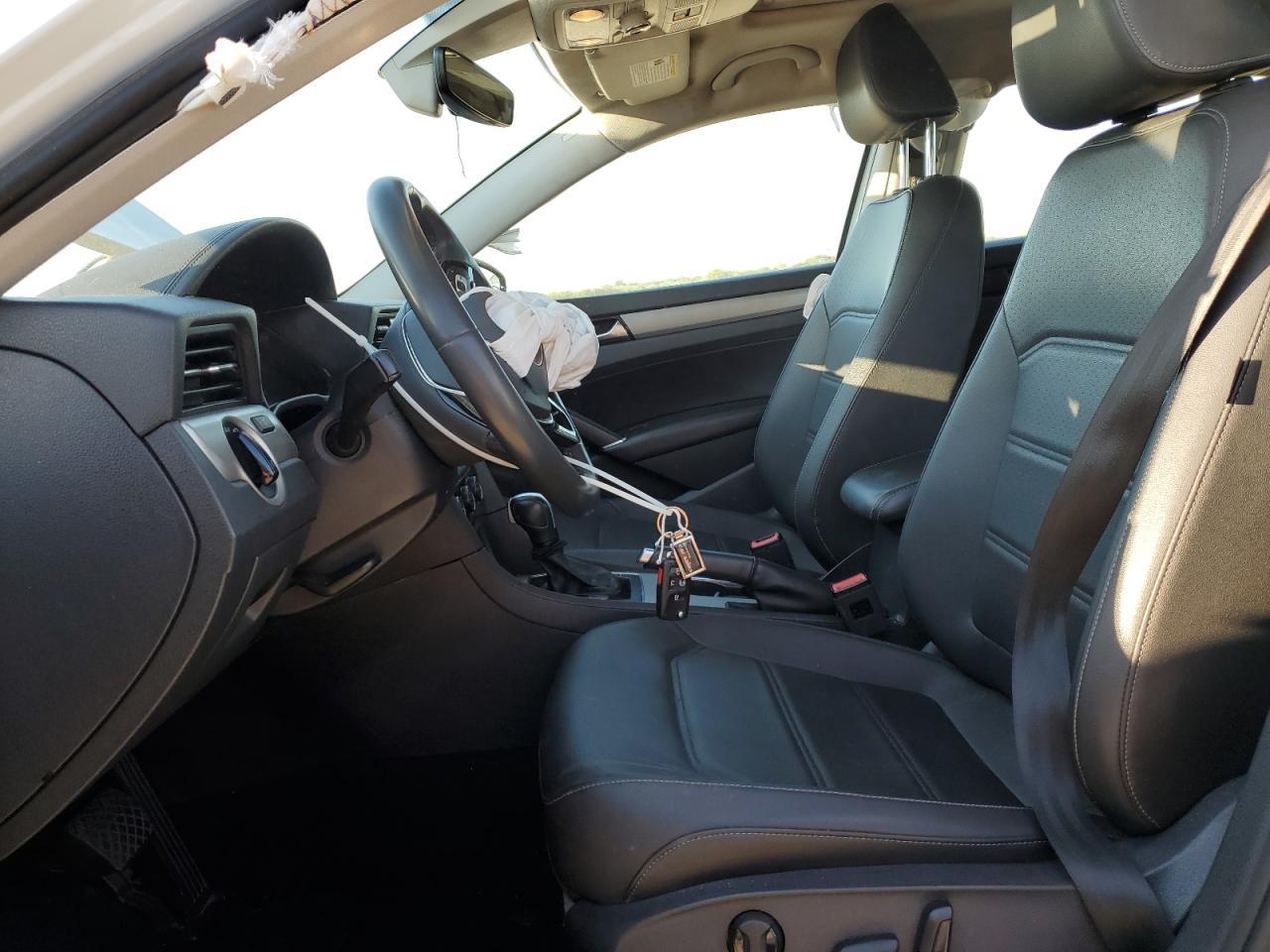 2021 Volkswagen Passat Se - Фото 7