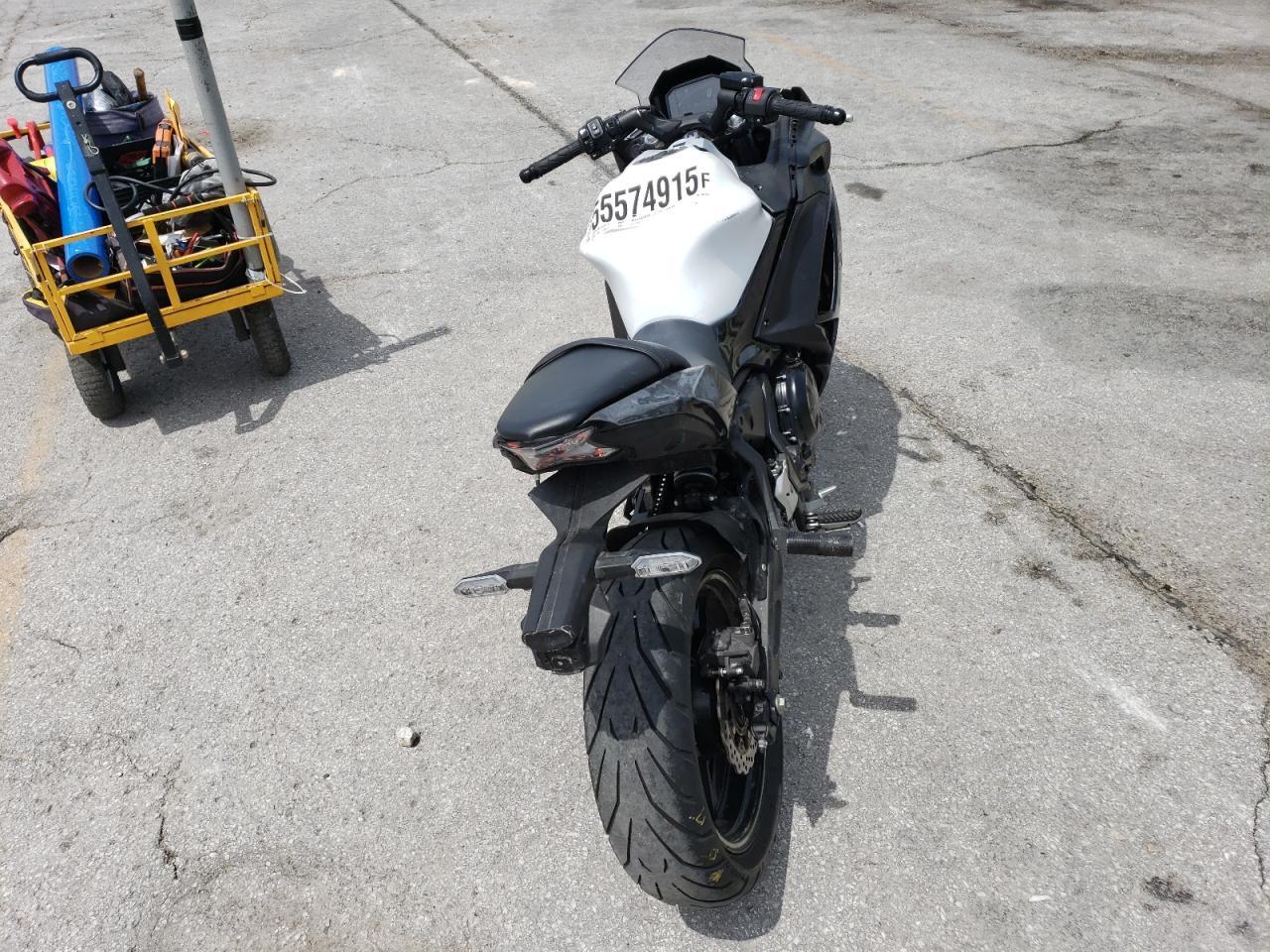 2024 Kawasaki Ex650 R - Image 6