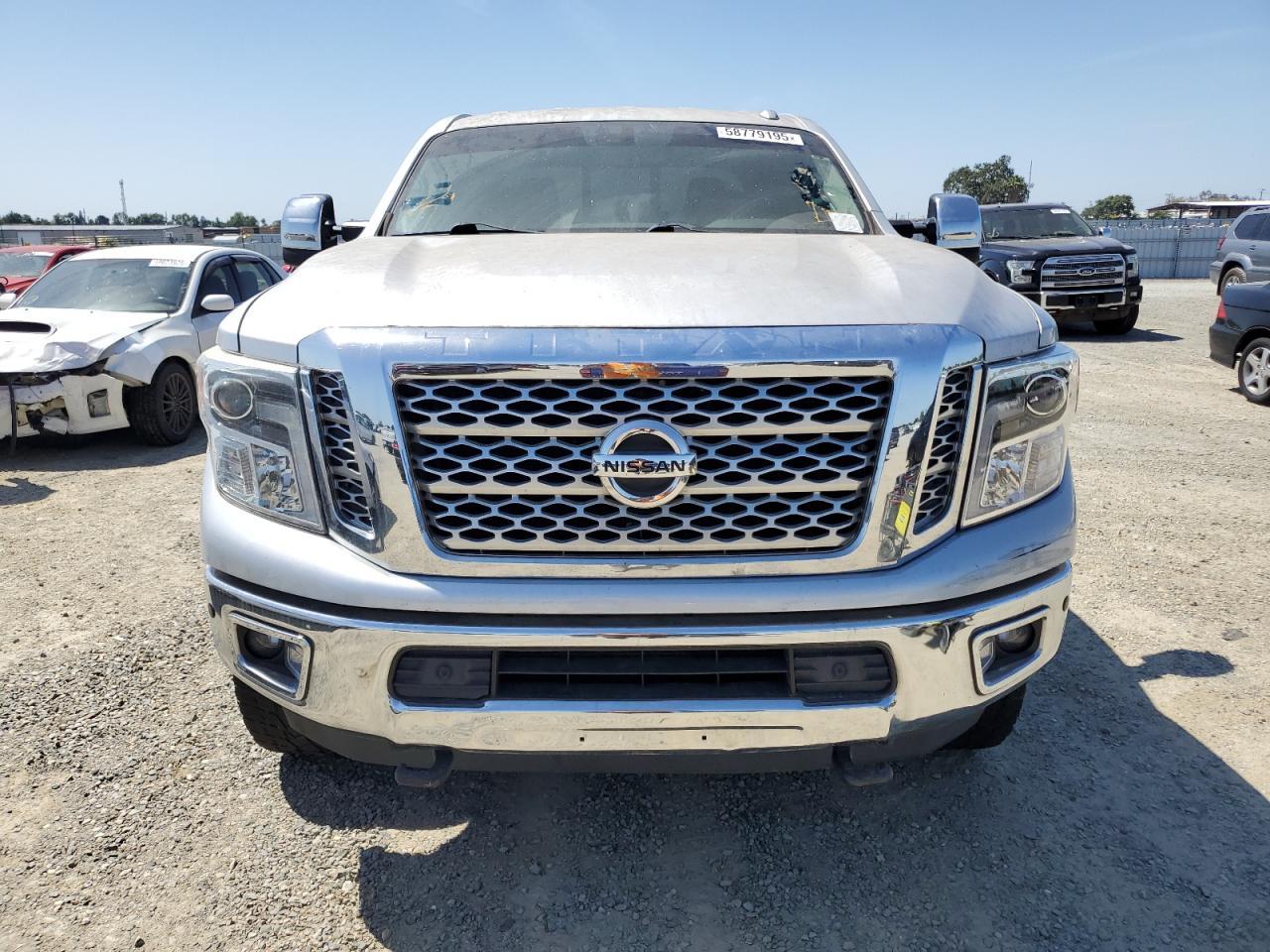 2017 Nissan Titan Xd Sl - Фото 5