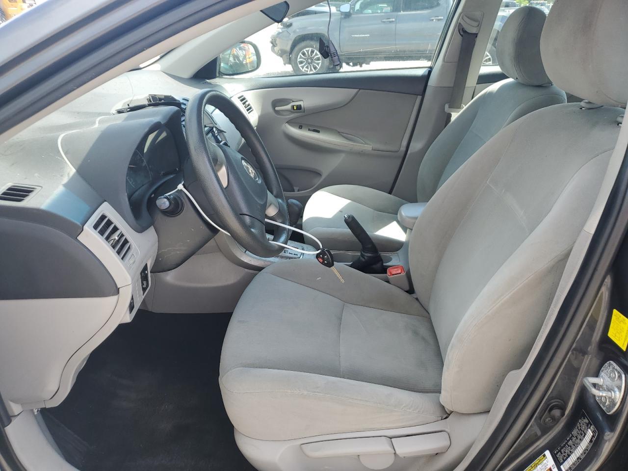 2011 Toyota Corolla Base - Фото 7