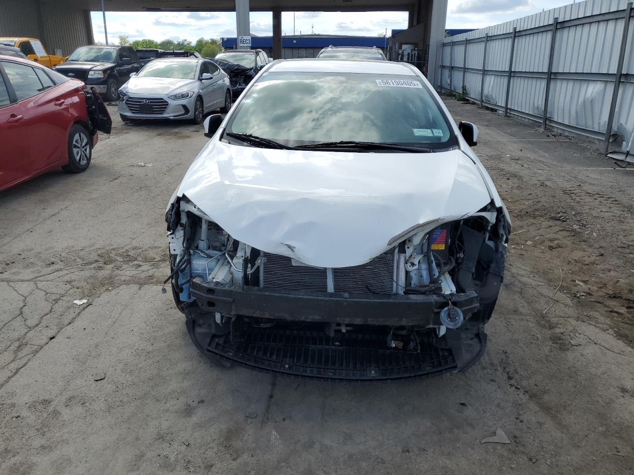 2016 Toyota Corolla L - Image 5